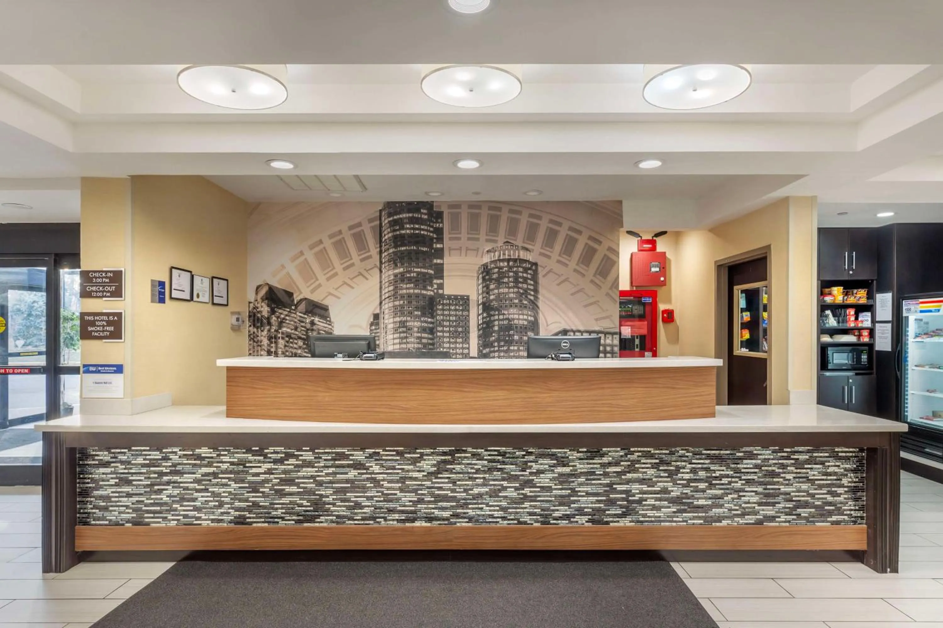 Lobby or reception in Best Western Plus New Englander