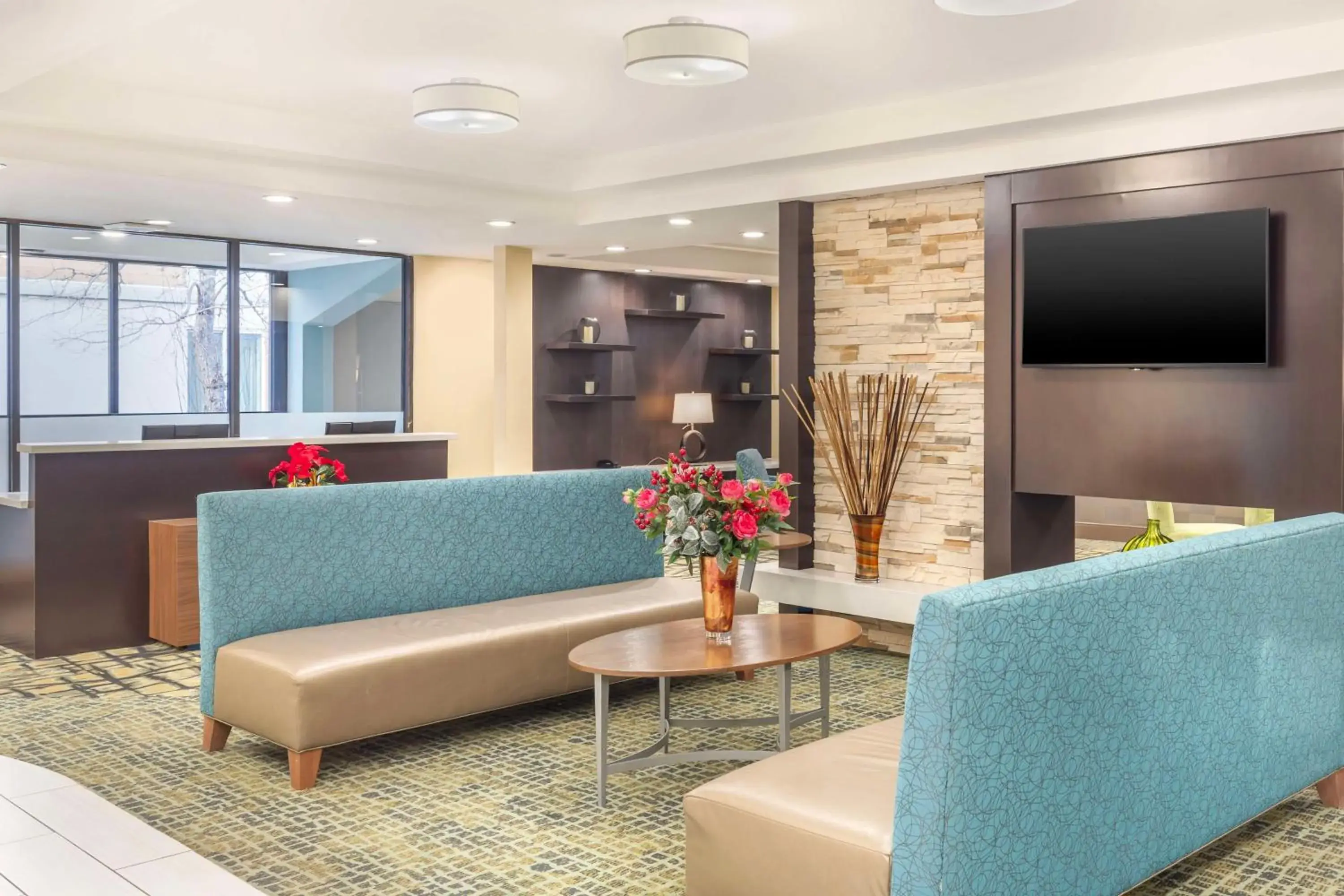 Lobby or reception in Best Western Plus New Englander Lobby or reception in Best Western Plus New Englander