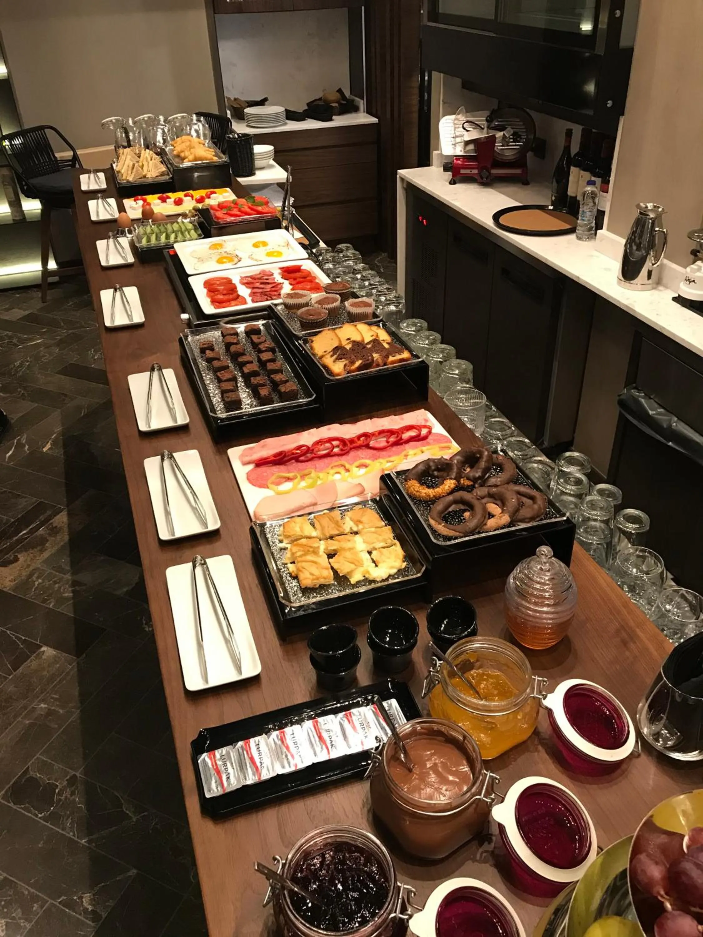 Breakfast in Aya Hotel