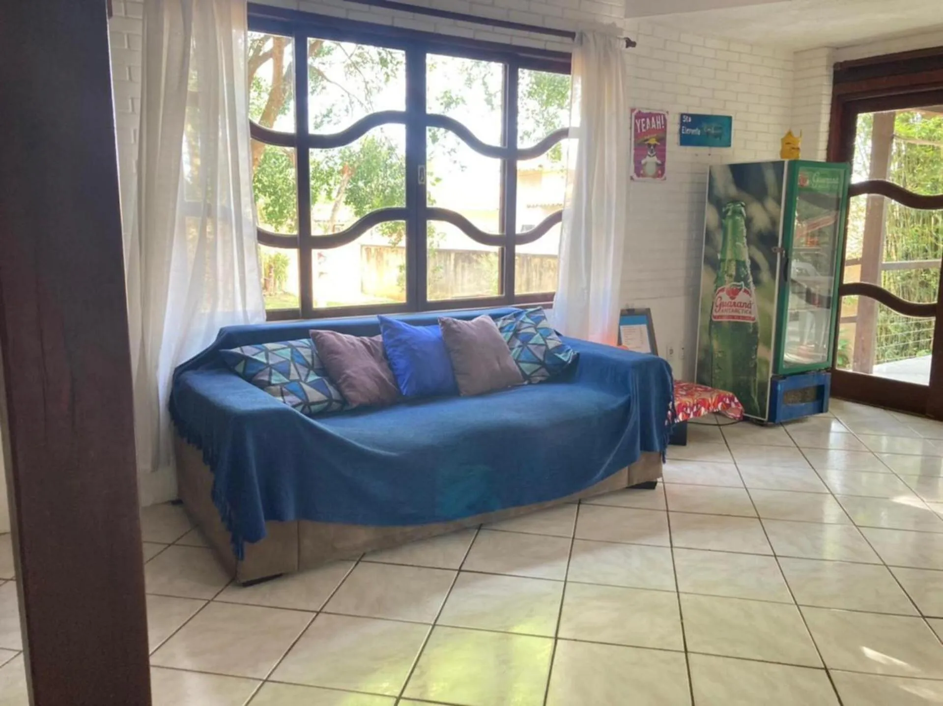 Living room, Bed in 5to Elemento House