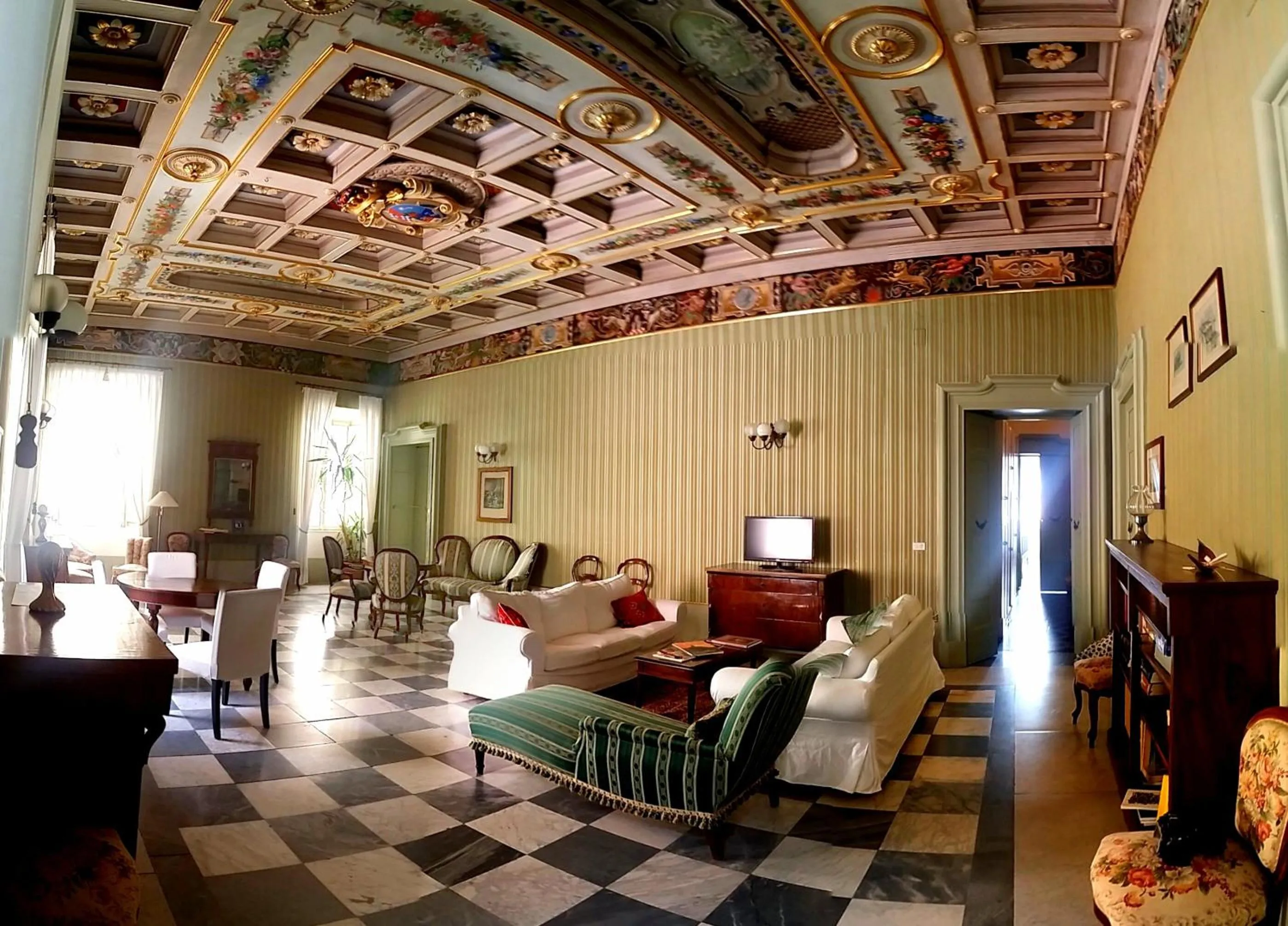Communal lounge/ TV room in Resort a Palazzo B&B