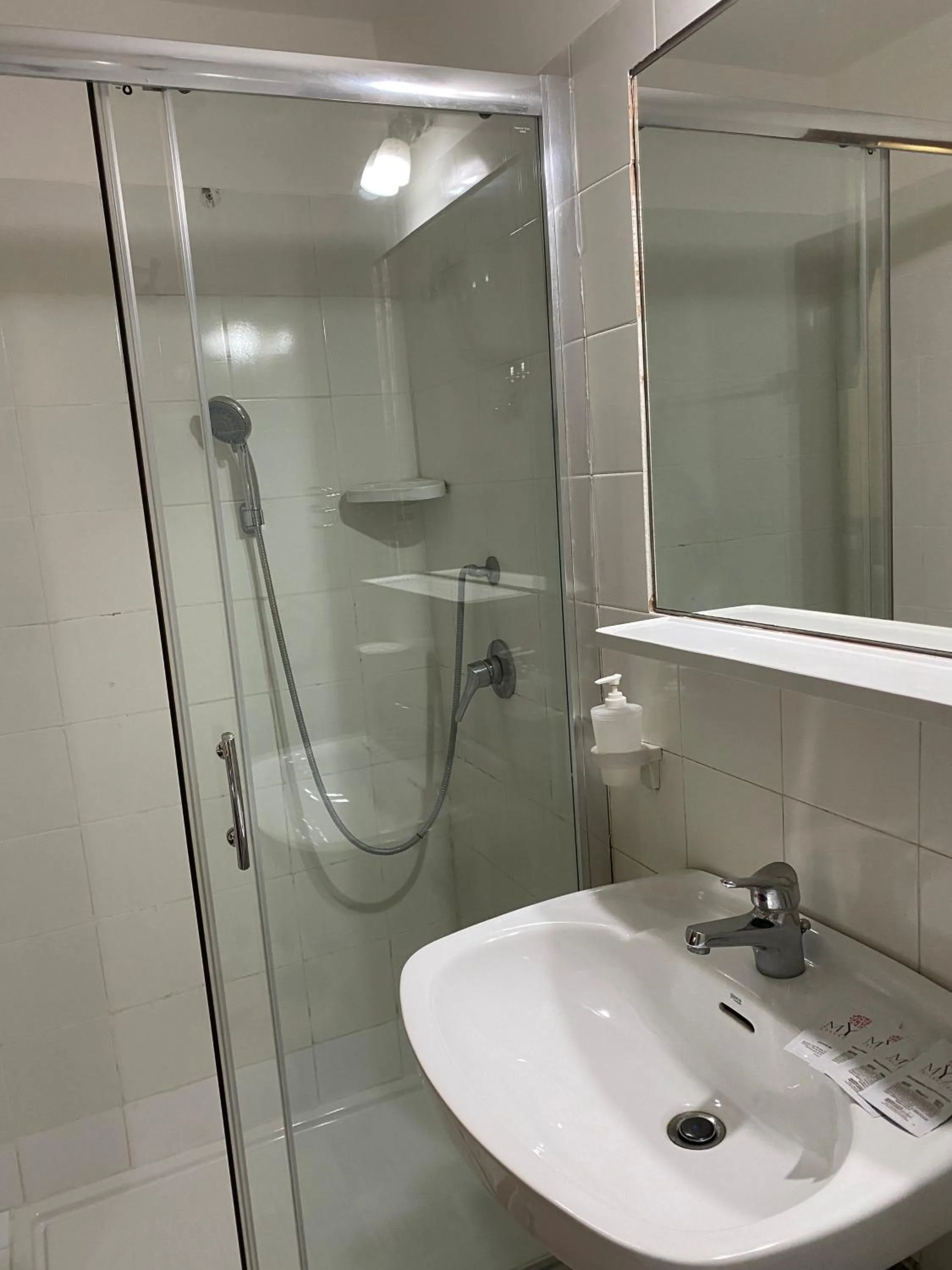 Bathroom in Aquarium Termini