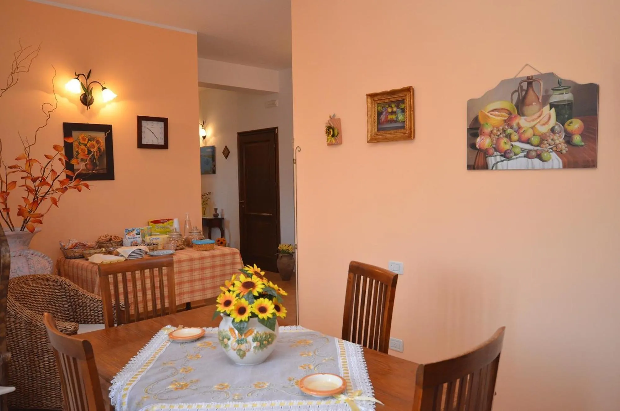 Decorative detail in Aurora Castelluzzo