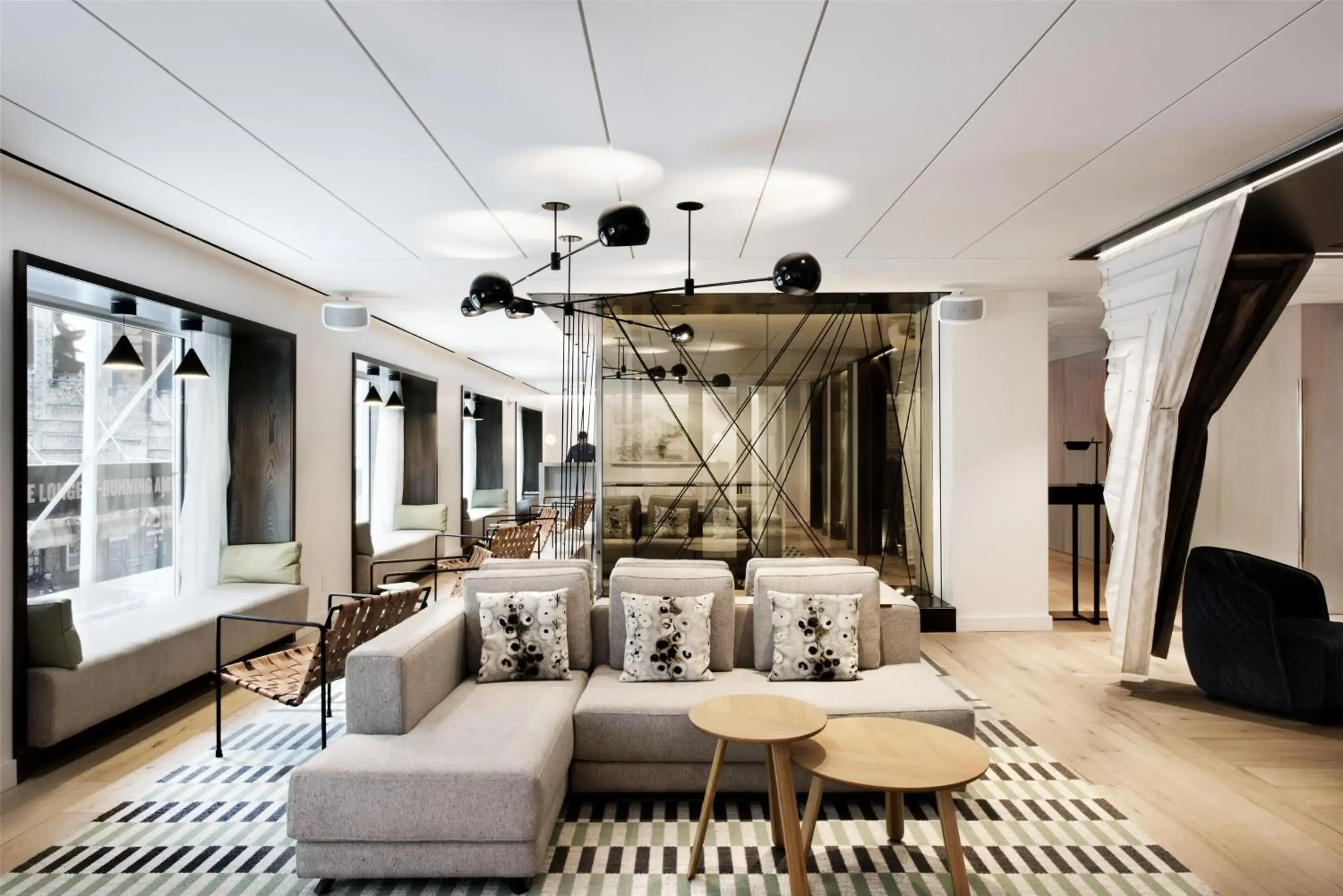 Lounge or bar, Bed in The Time New York, part of JdV by Hyatt Lounge or bar, Bed in The Time New York, part of JdV by Hyatt