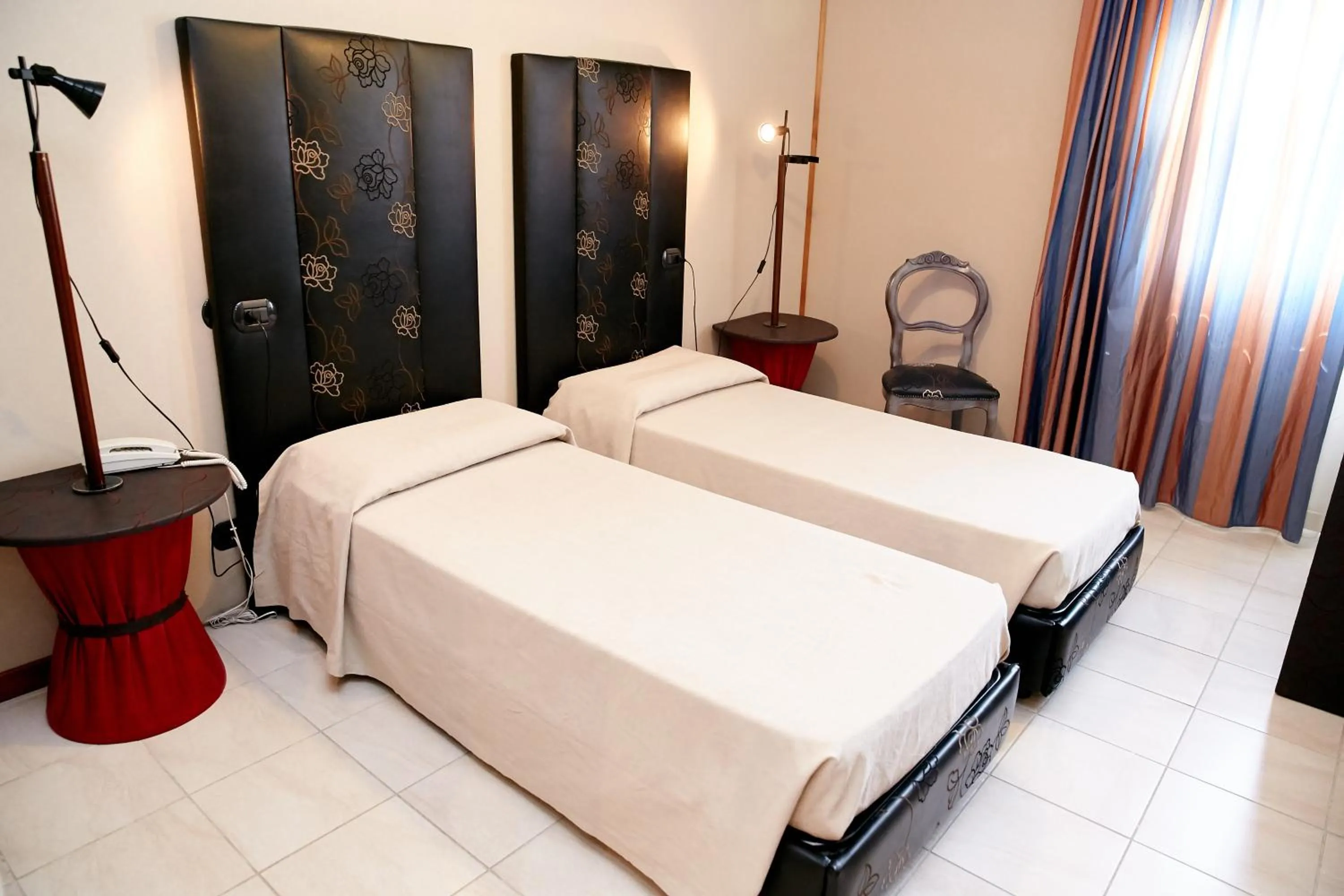 Bed in Hotel Ospite Inatteso