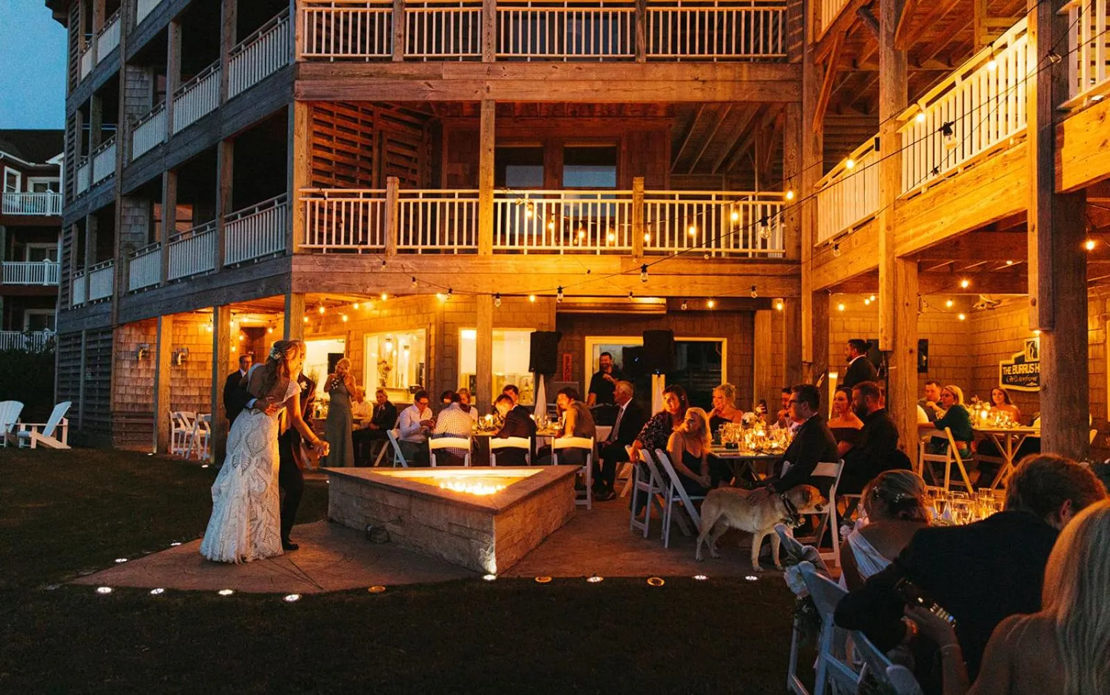 The Burrus House Inn Waterfront Suites