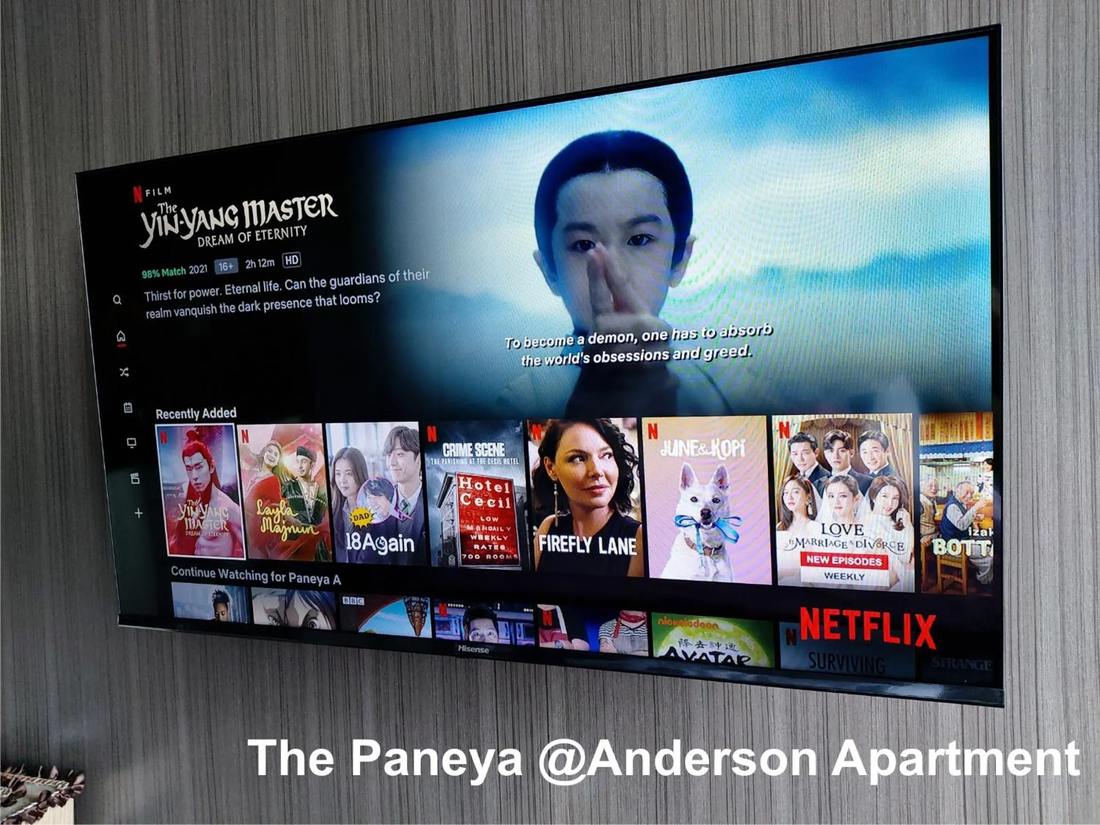 TV and multimedia in The Paneya@Anderson Apartment