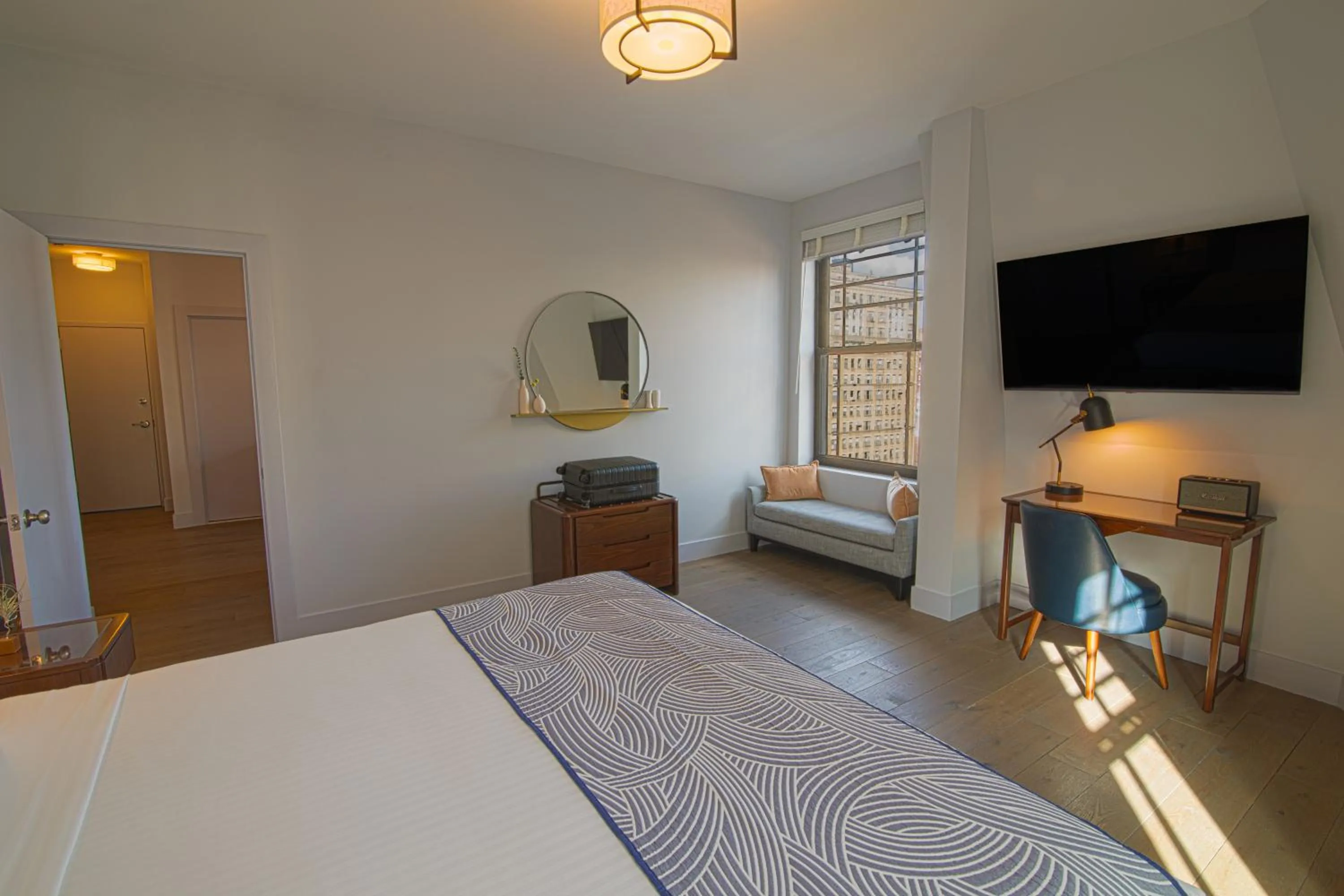 Seating area, Bed in Hotel Belleclaire Central Park