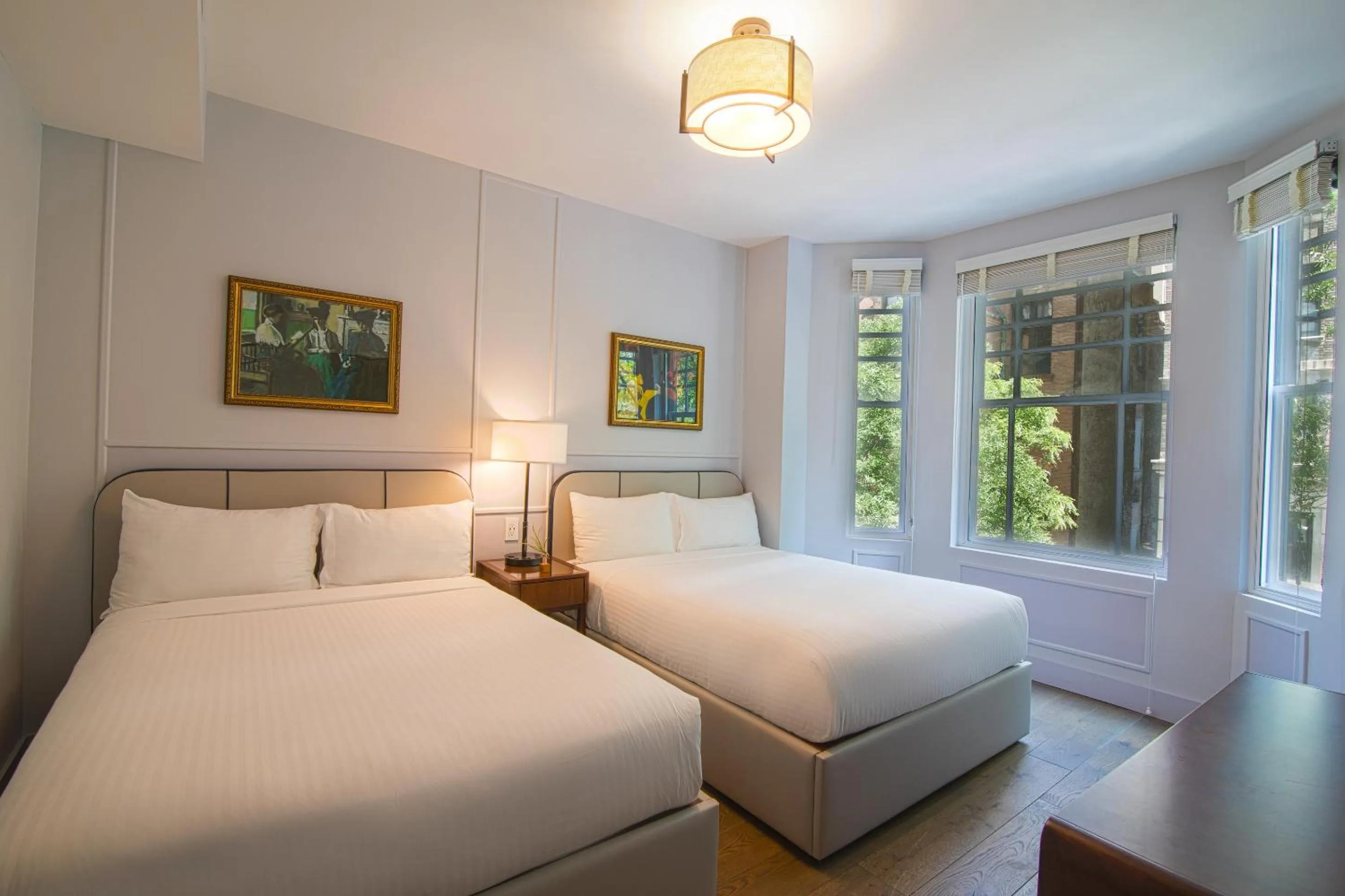 Bed in Hotel Belleclaire Central Park