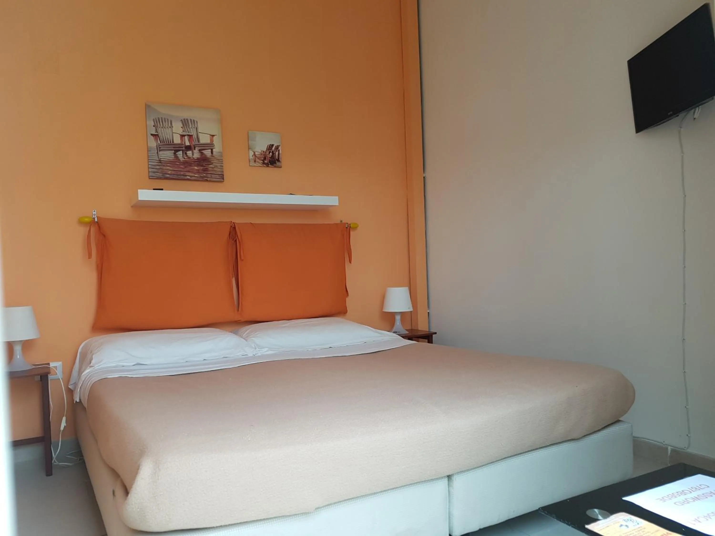 Photo of the whole room, Bed in Borgo Marinaro