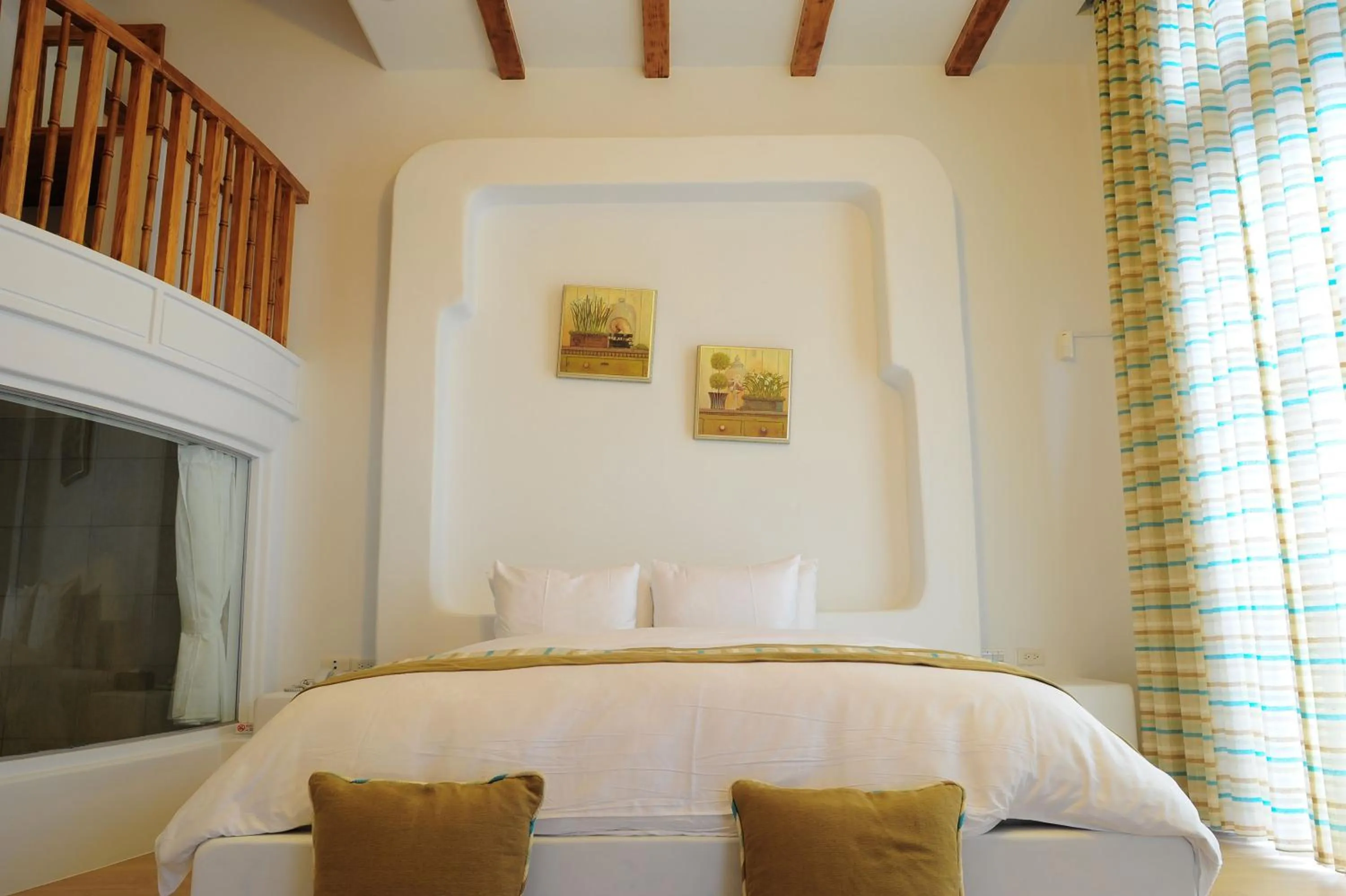 Bed in Chateau Villa