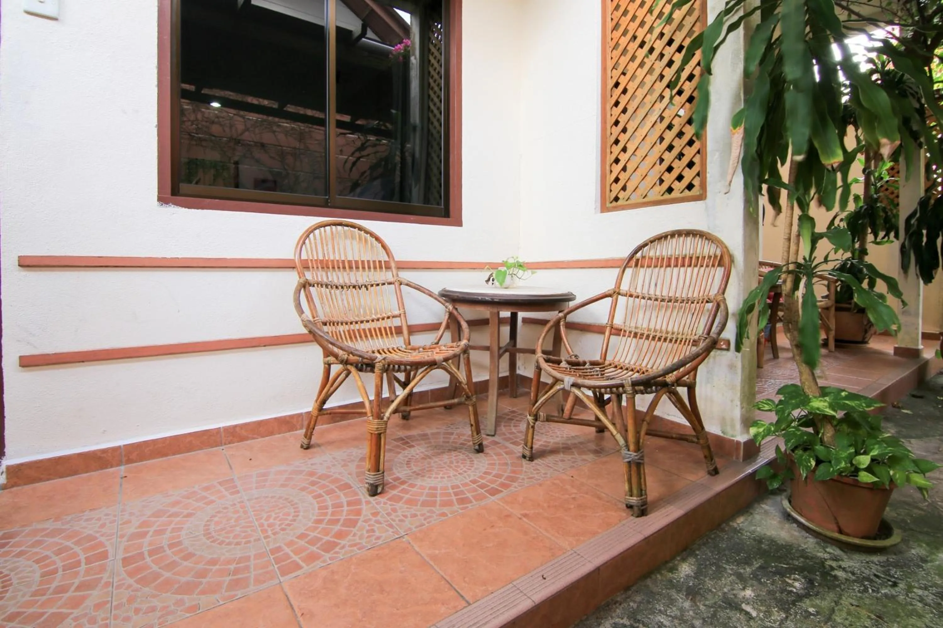 Balcony/Terrace in Hotel O Ombak Inn Chalet