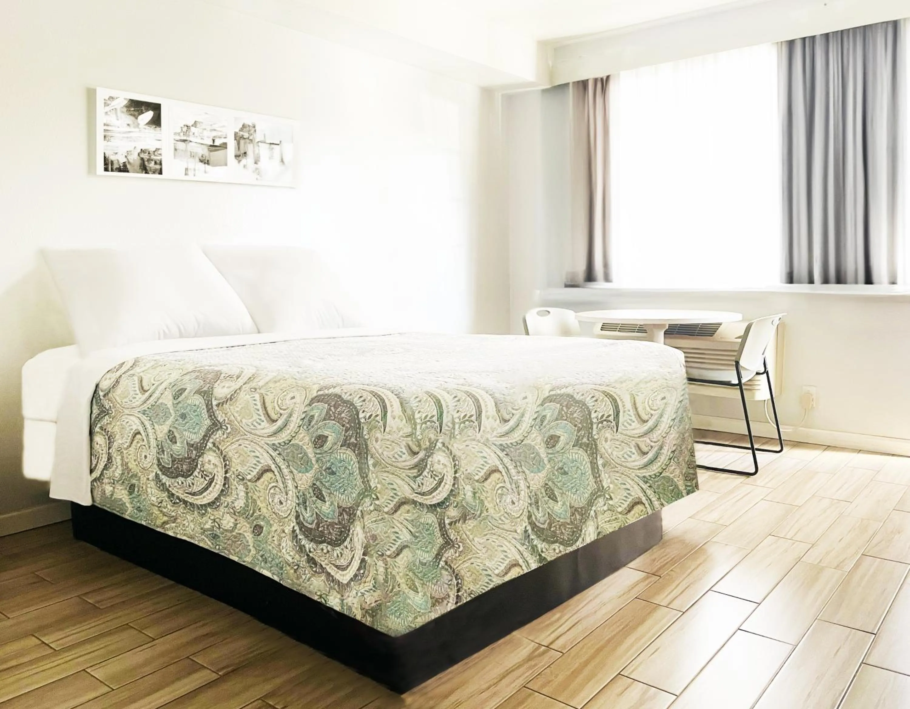 Bed in Rodeway Inn San Francisco City Center