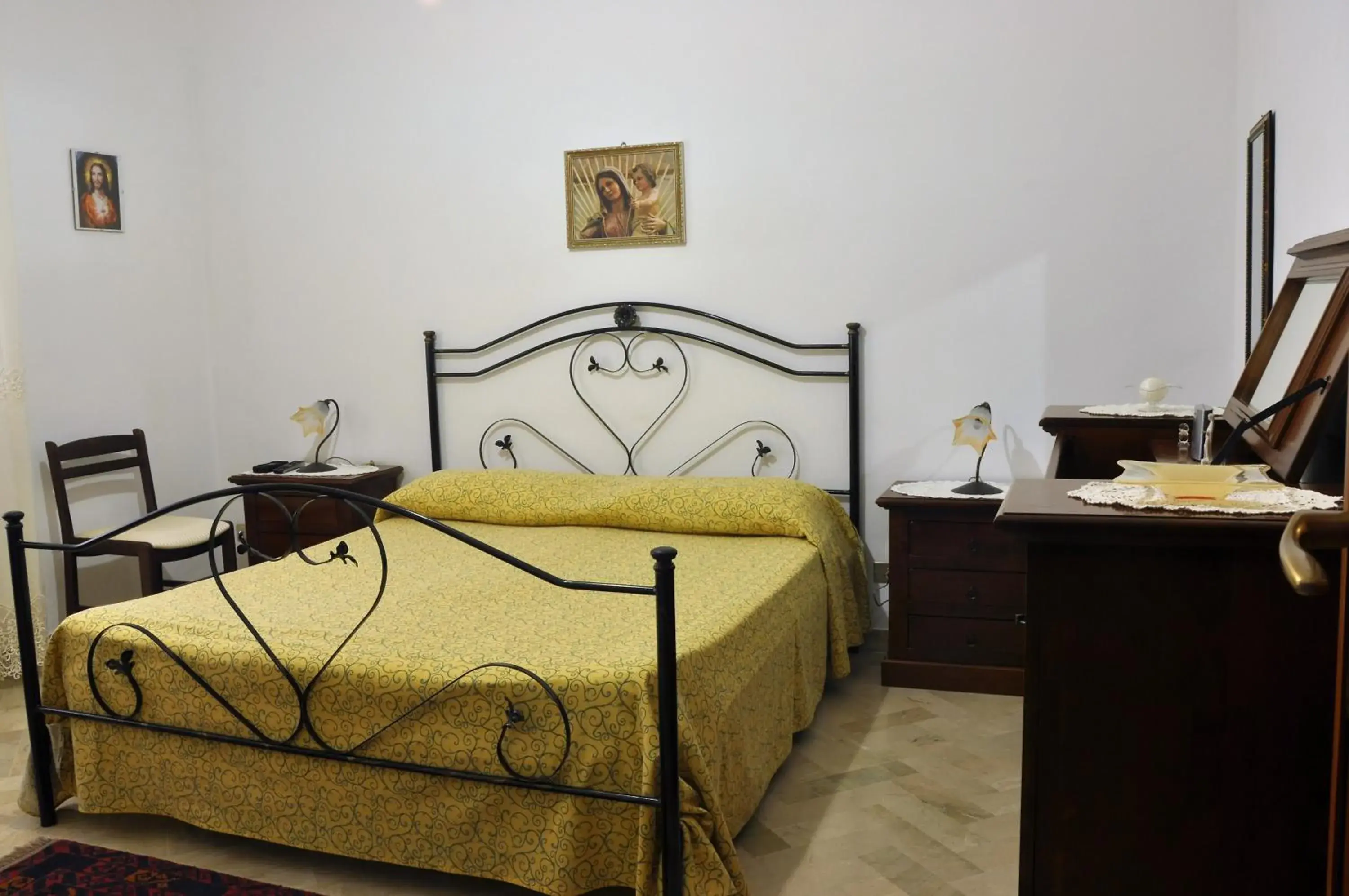 Double Room with Private External Bathroom in Santa Teresa Double Room with Private External Bathroom in Santa Teresa