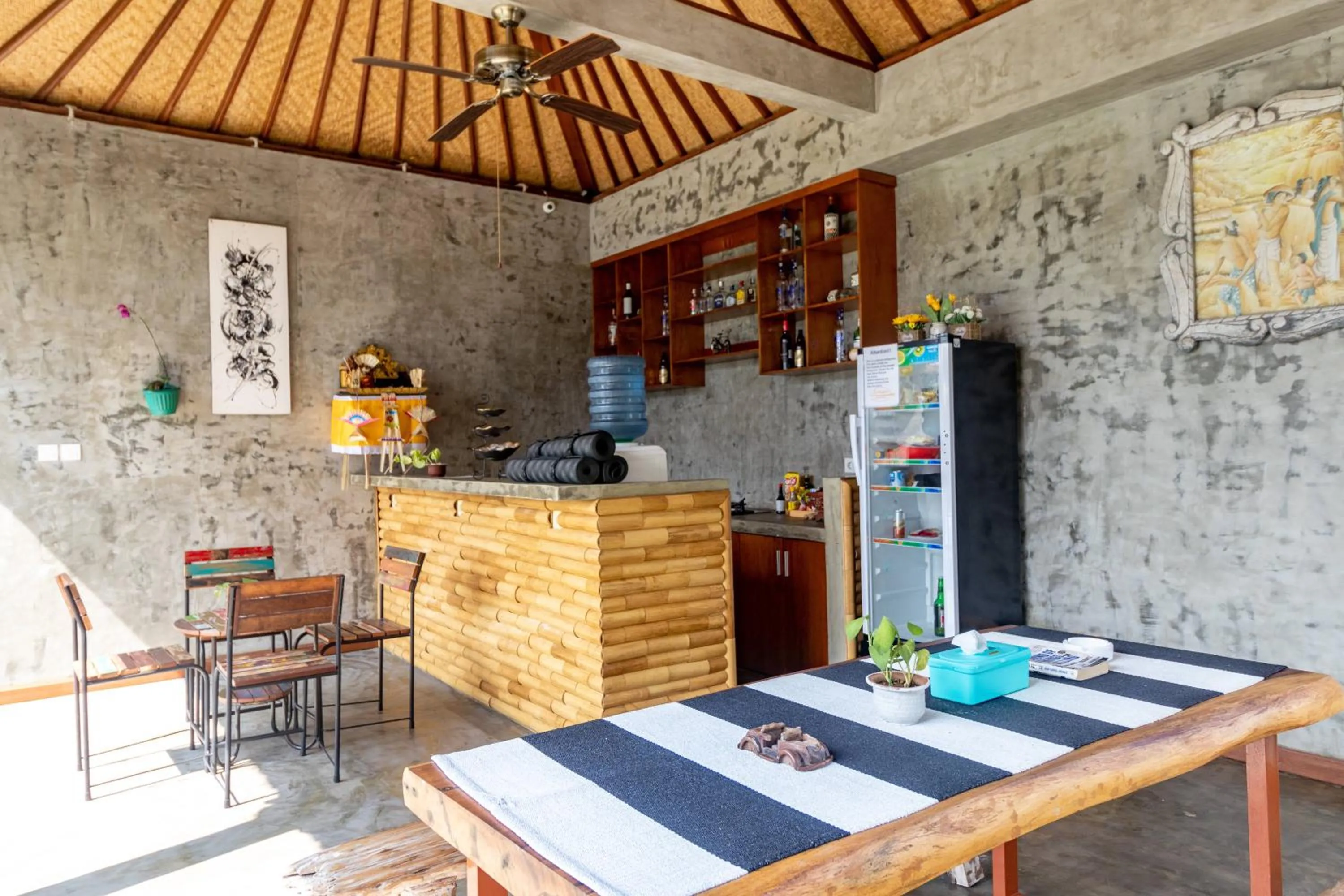 Dining area in D-Anyar Stay and Surf Canggu