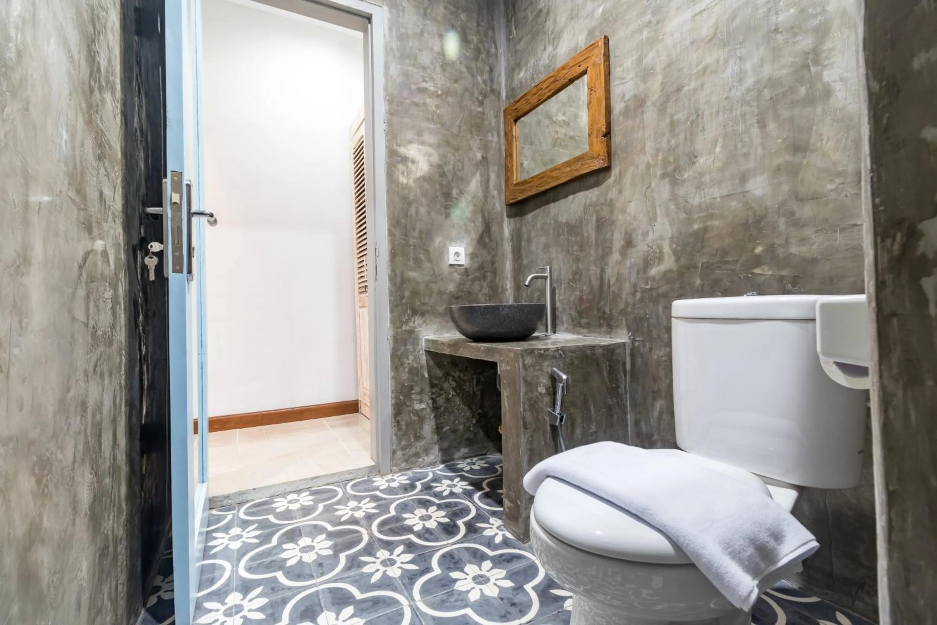 Bathroom in D-Anyar Stay and Surf Canggu