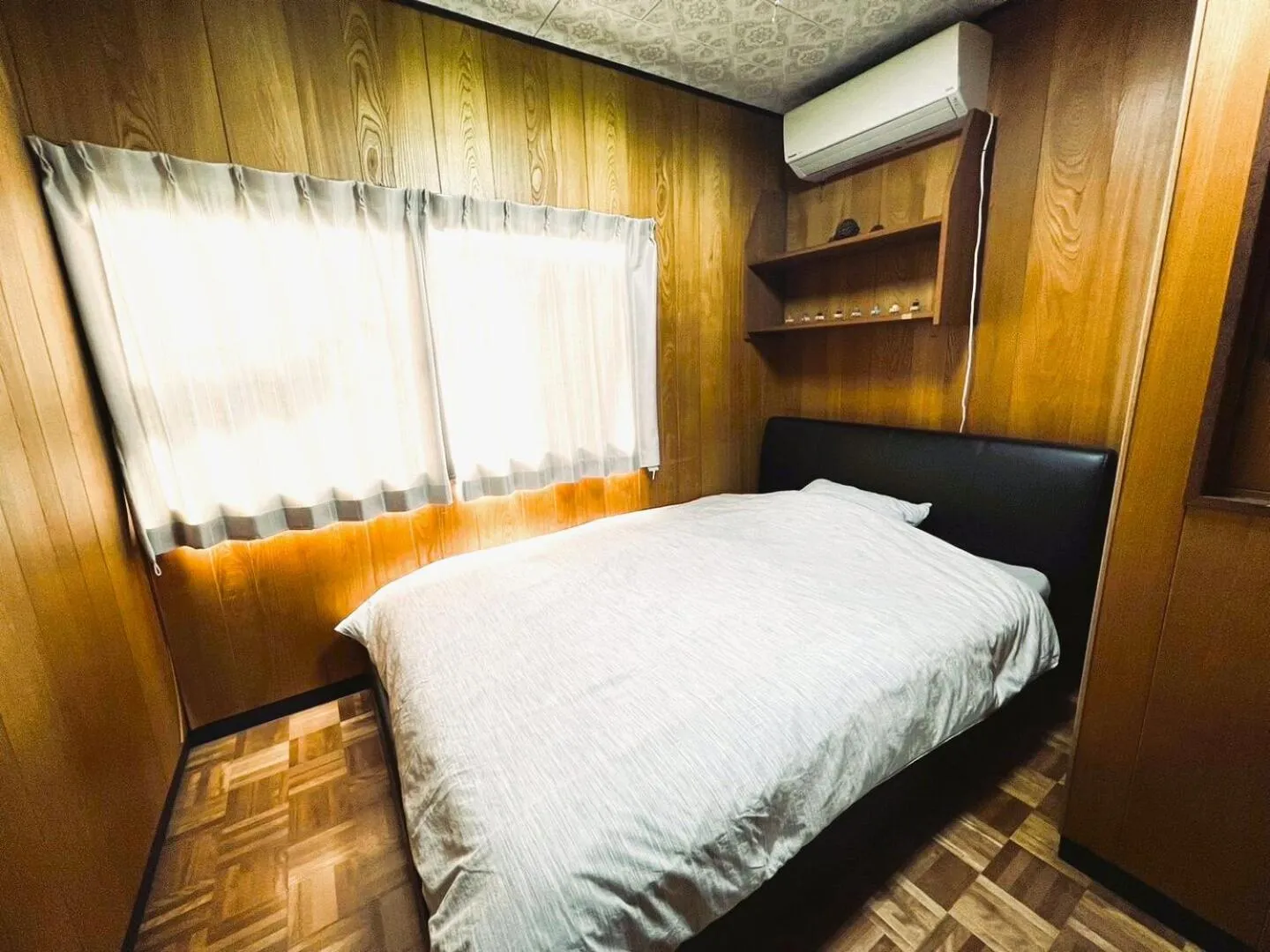 Bedroom, Bed in SUMITSUGU HOUSE Grandpa