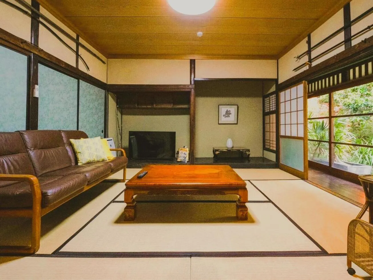 Living room in SUMITSUGU HOUSE Grandpa