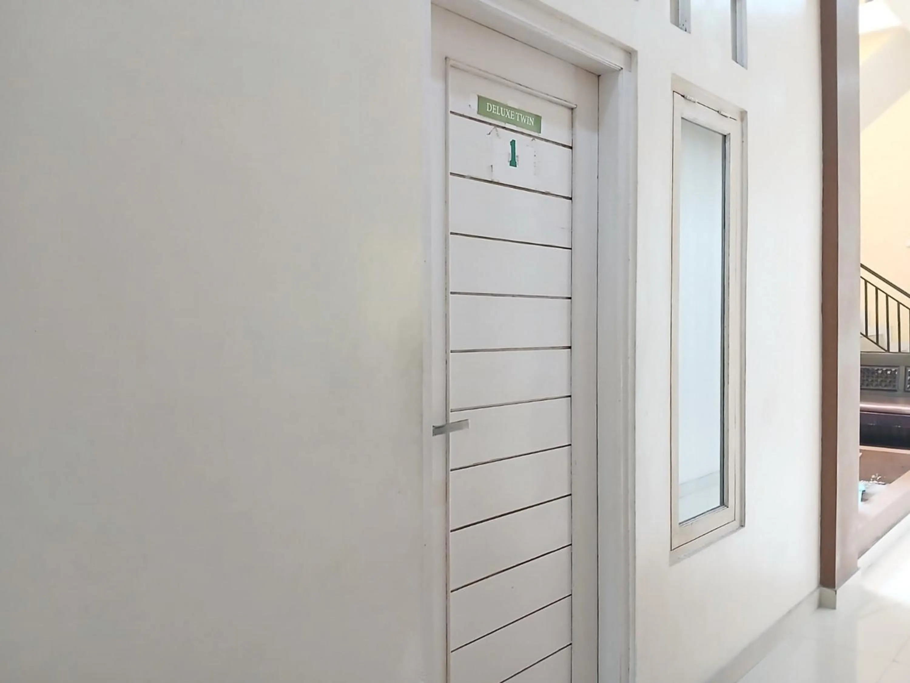 Property building in Shabrina Homestay Syariah Terminal Tirtonadi Solo RedPartner