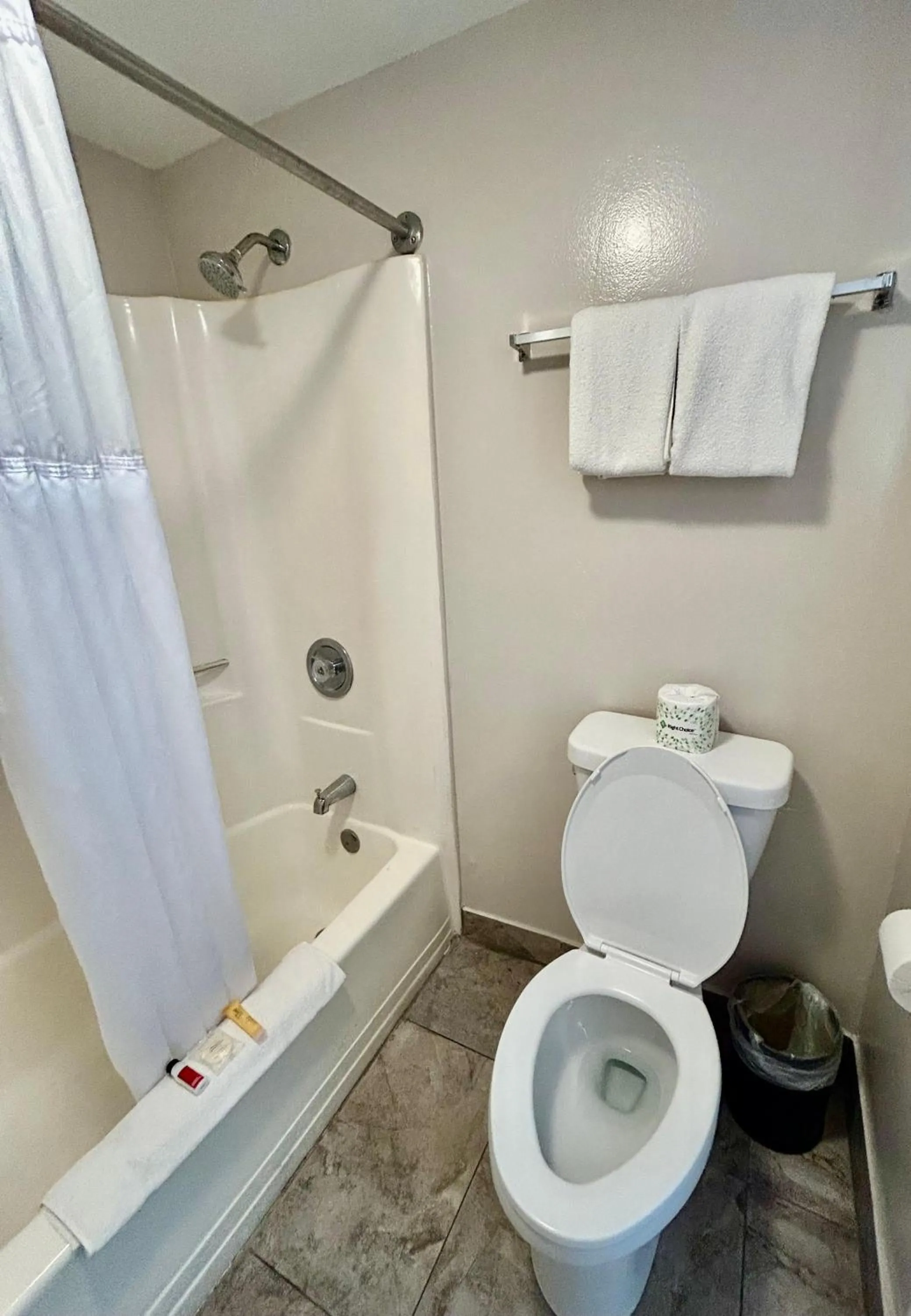 Shining Light Inn & Suites