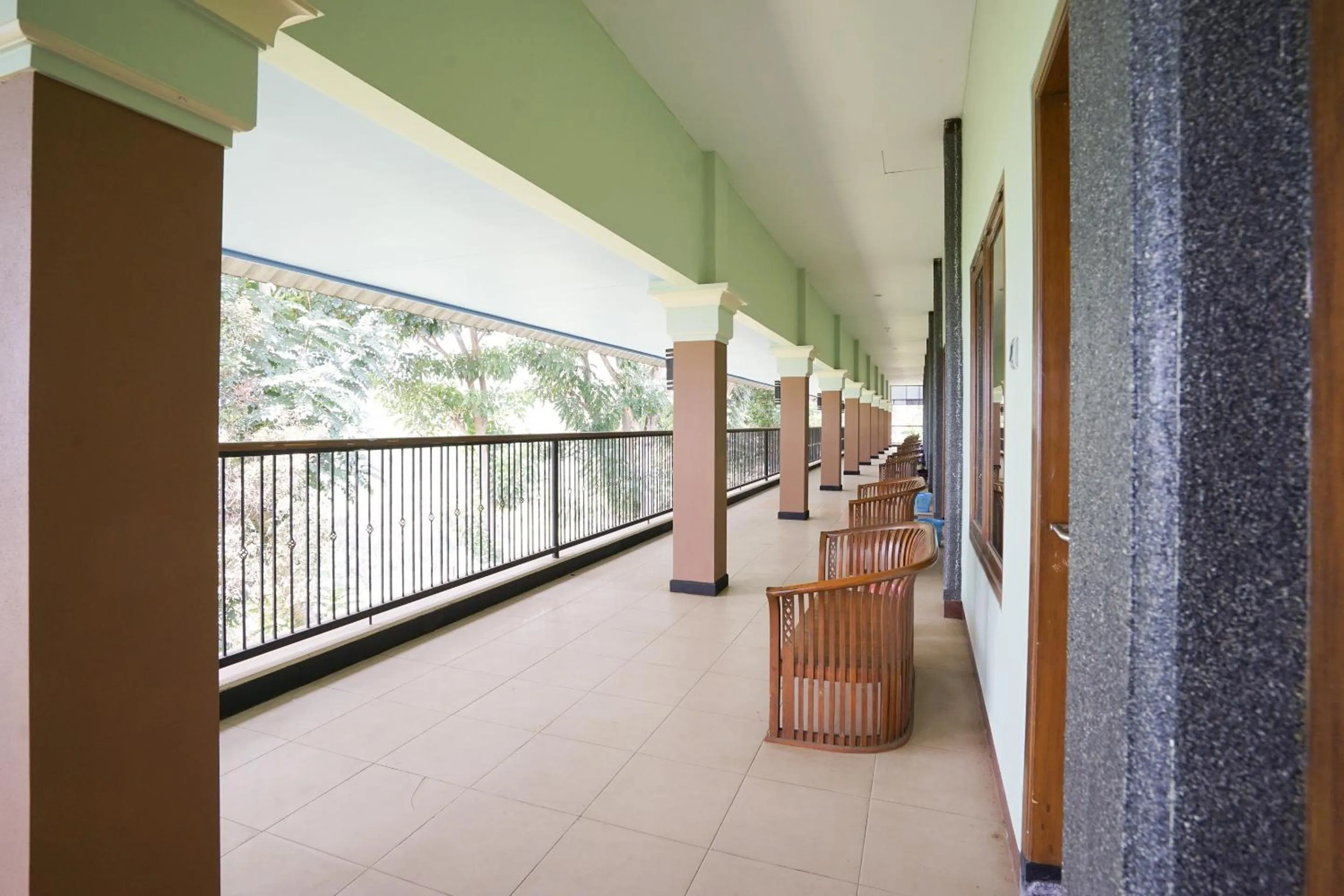 Balcony/Terrace in Hotel Bumi Bermi Permai near Bermi Eco Park Mitra RedDoorz