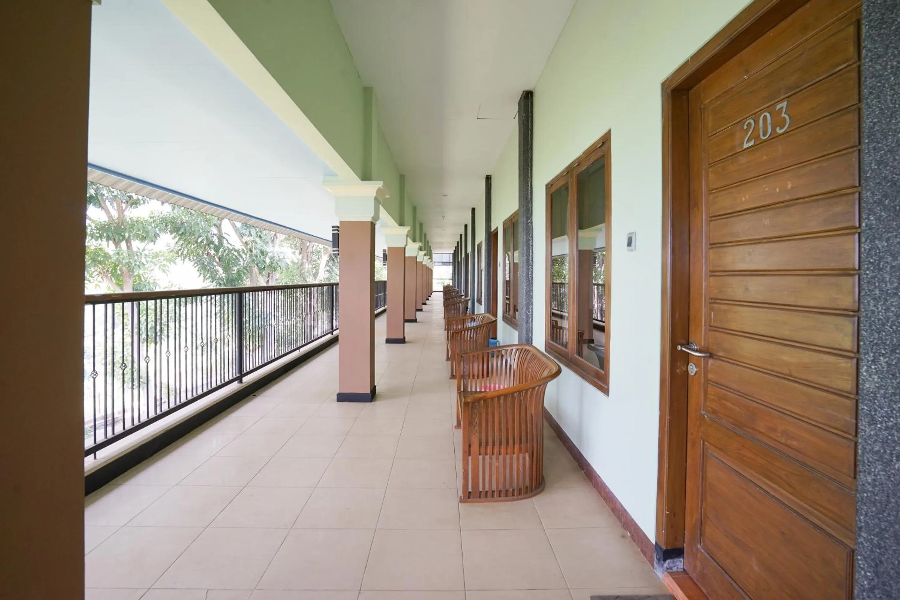 Balcony/Terrace in Hotel Bumi Bermi Permai near Bermi Eco Park Mitra RedDoorz