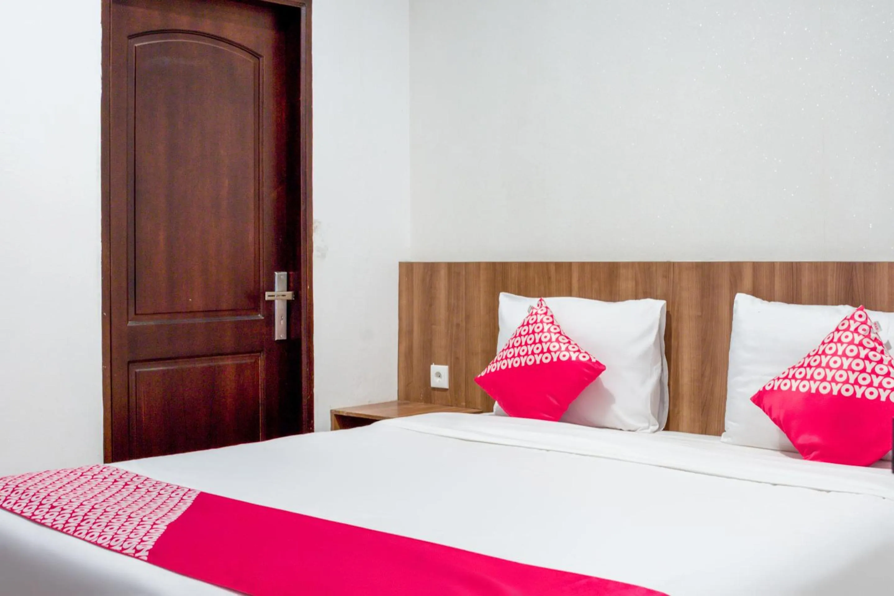 Bedroom, Bed in Hotel O Papakoel