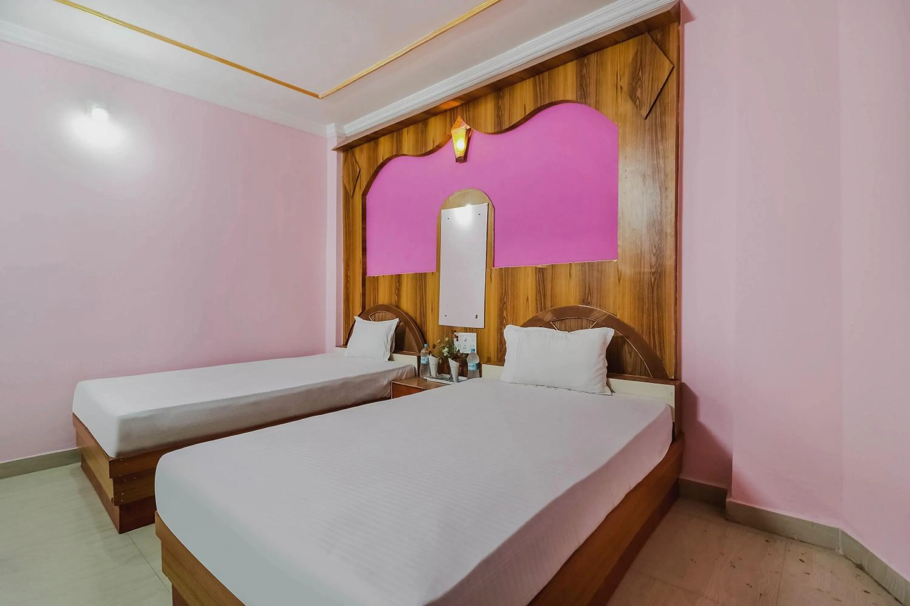 Bedroom, Bed in Hotel O C K International