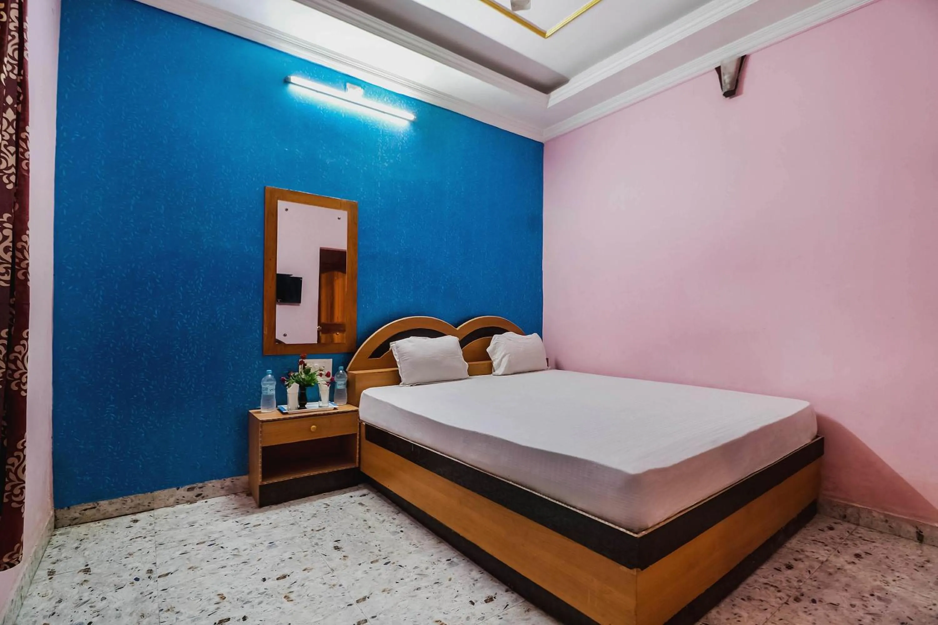 Bedroom, Bed in Hotel O C K International