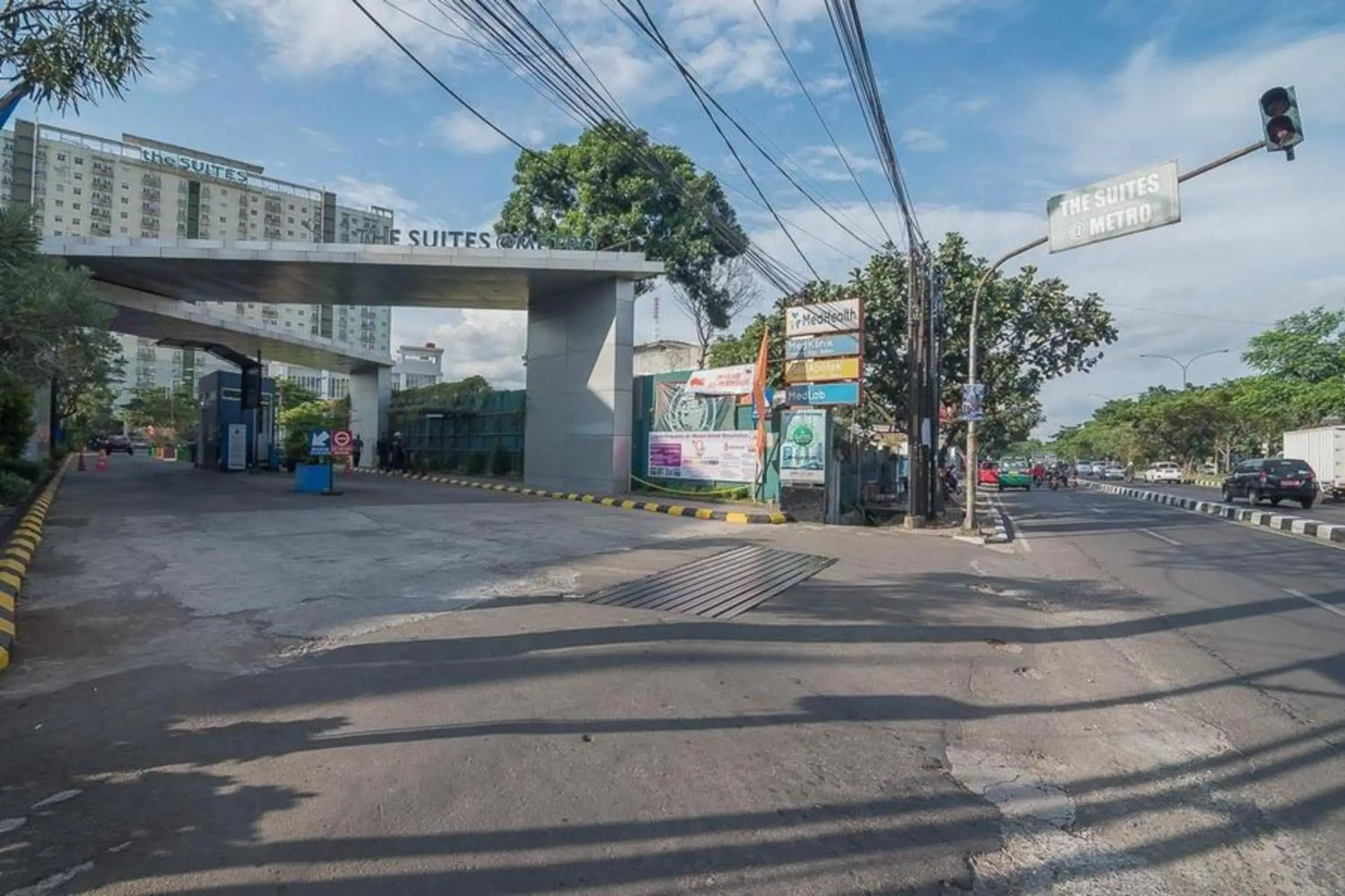 Property building in The Suites Metro by Faris Property Property building in The Suites Metro by Faris Property