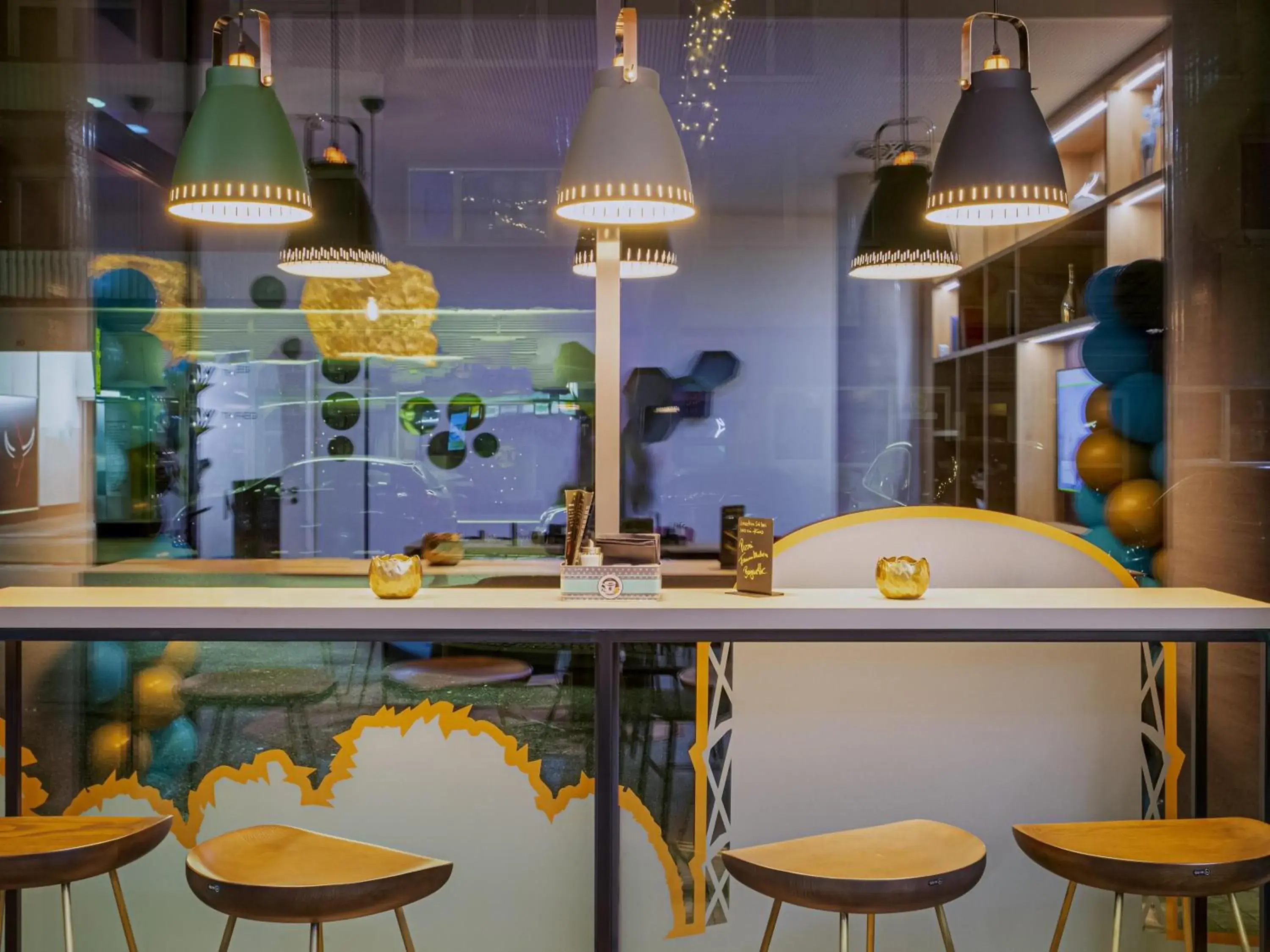 Lounge or bar in ibis Styles Pforzheim Lounge or bar in ibis Styles Pforzheim