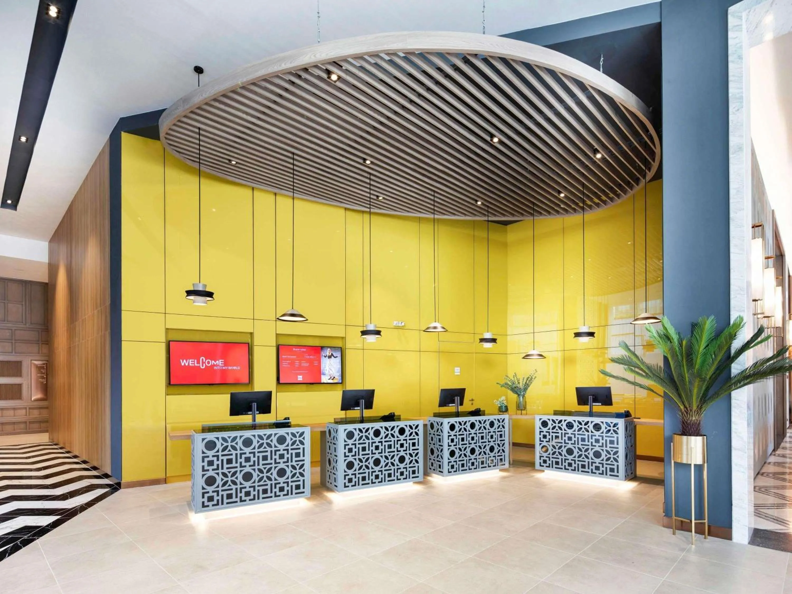 Property building in ibis Bangkok Sukhumvit 24