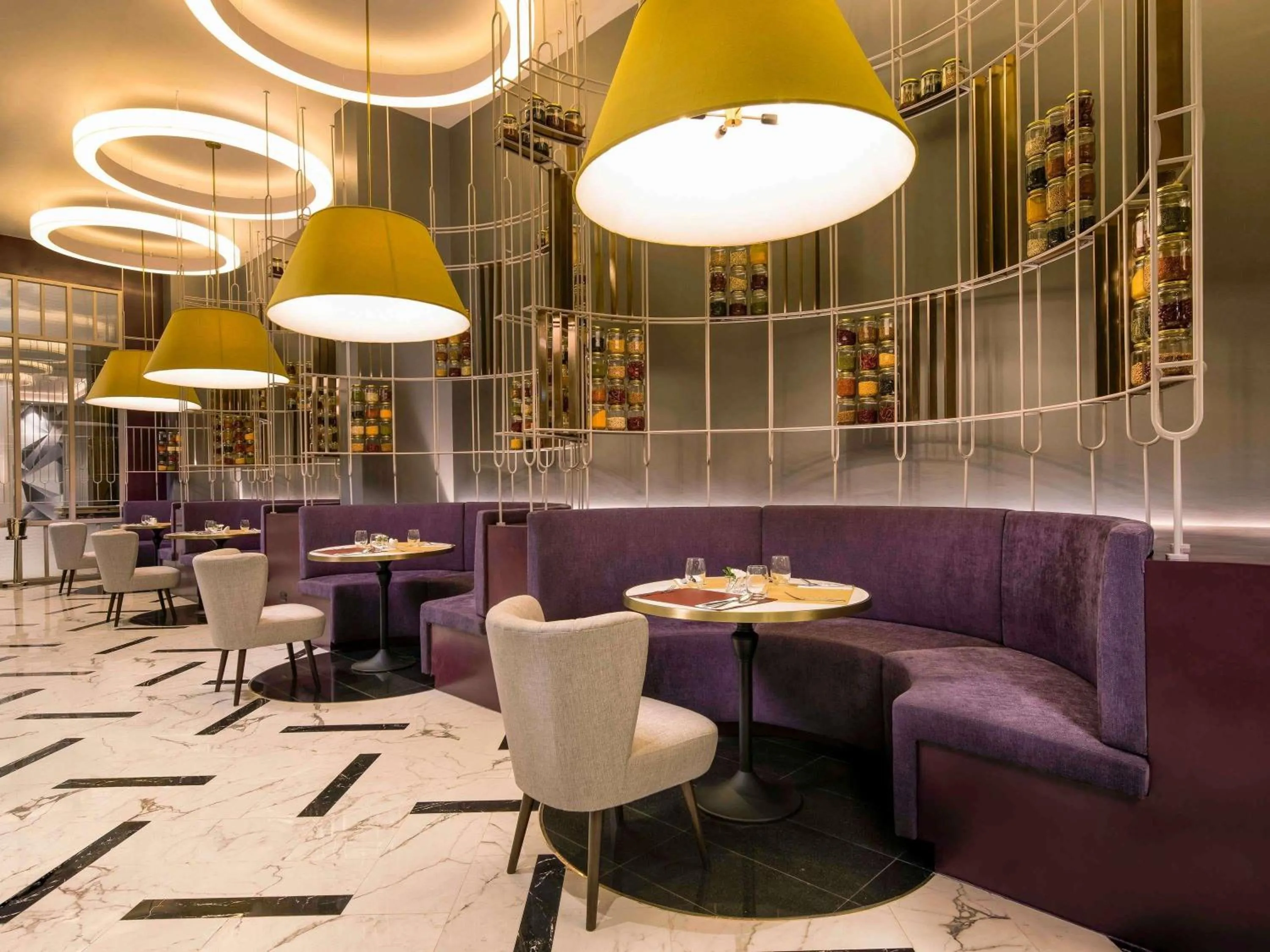 Restaurant/places to eat in ibis Bangkok Sukhumvit 24