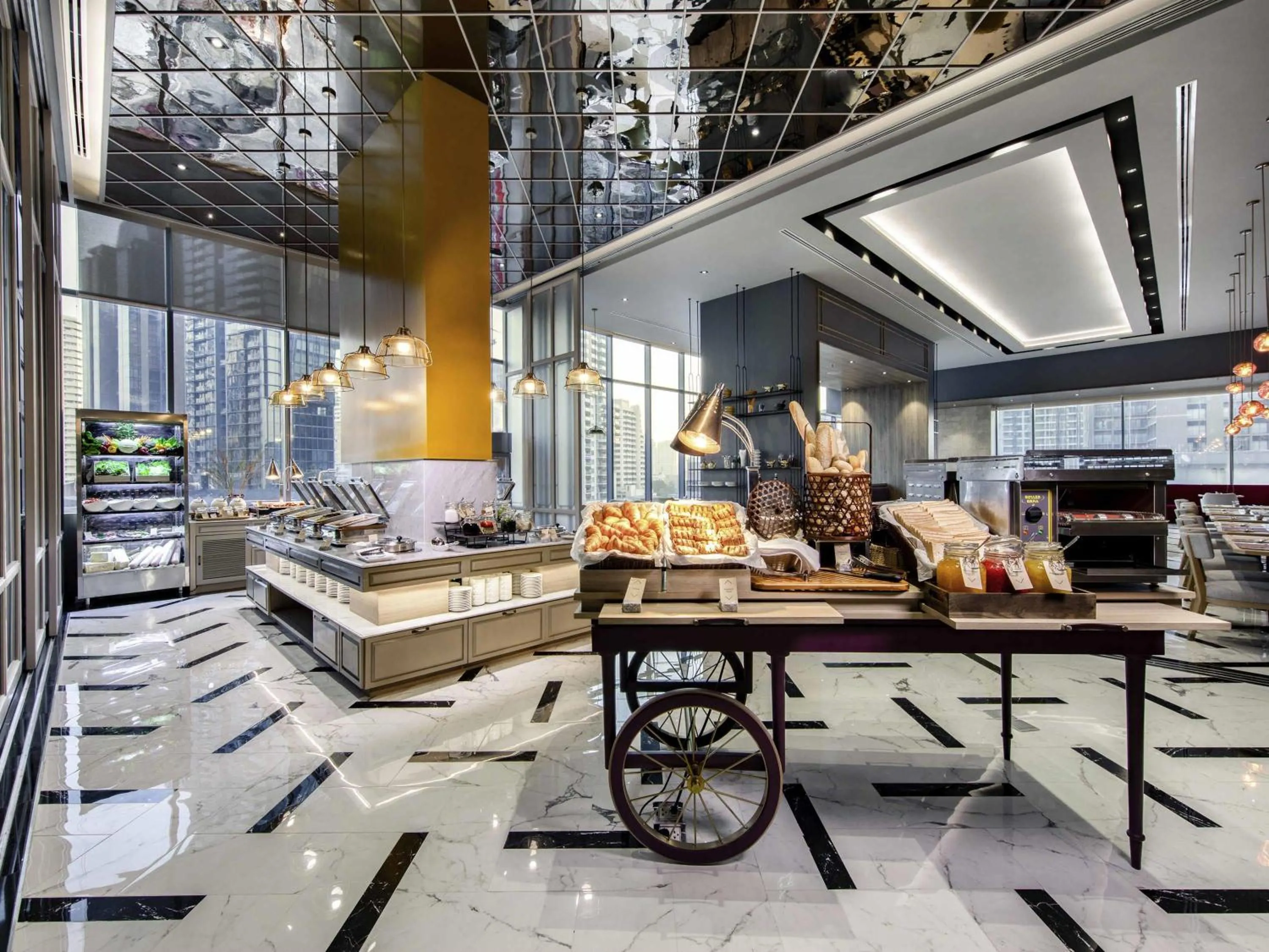 Breakfast in Mercure Bangkok Sukhumvit 24