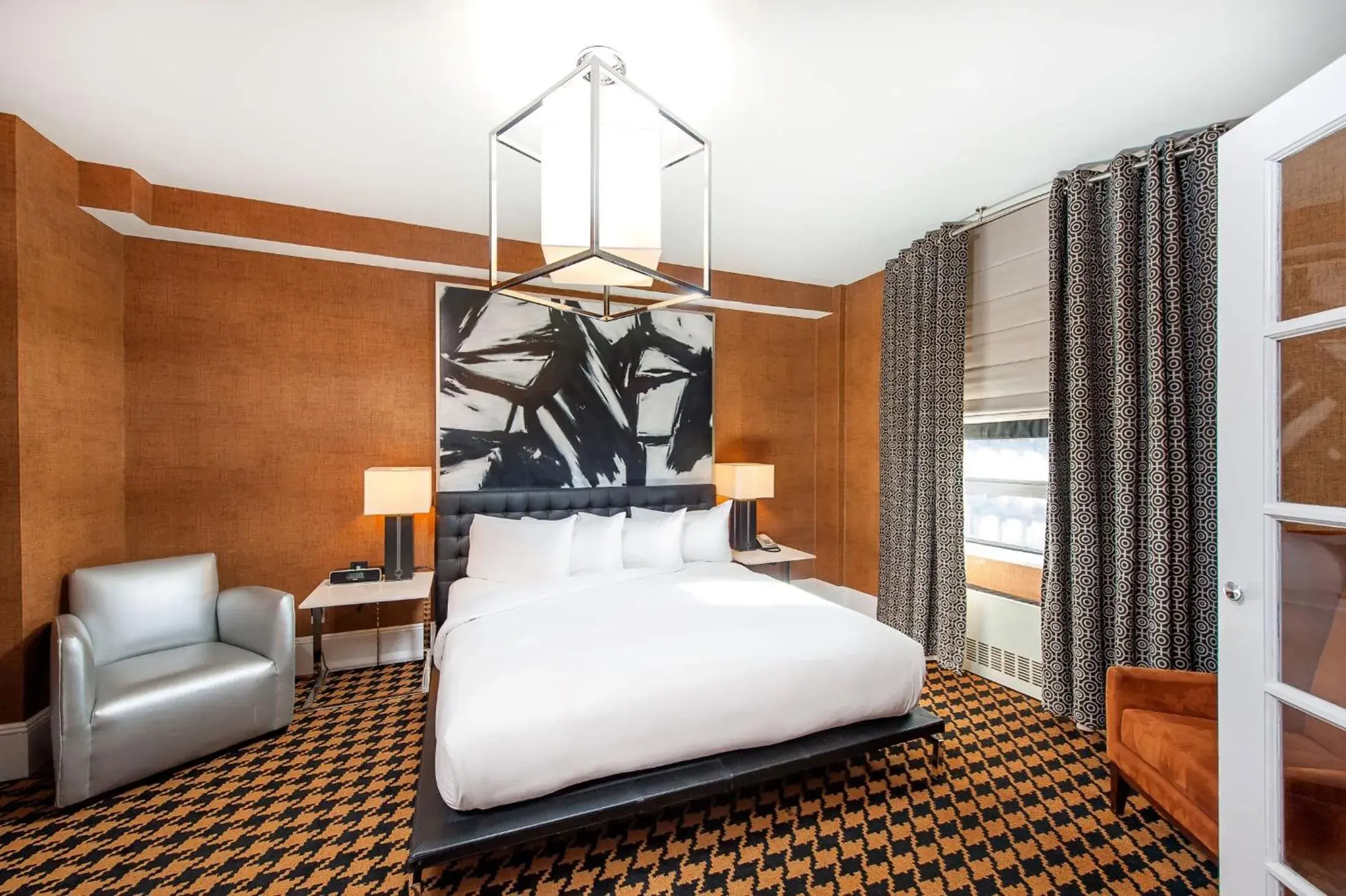 Bed in Ameritania at Times Square Bed in Ameritania at Times Square