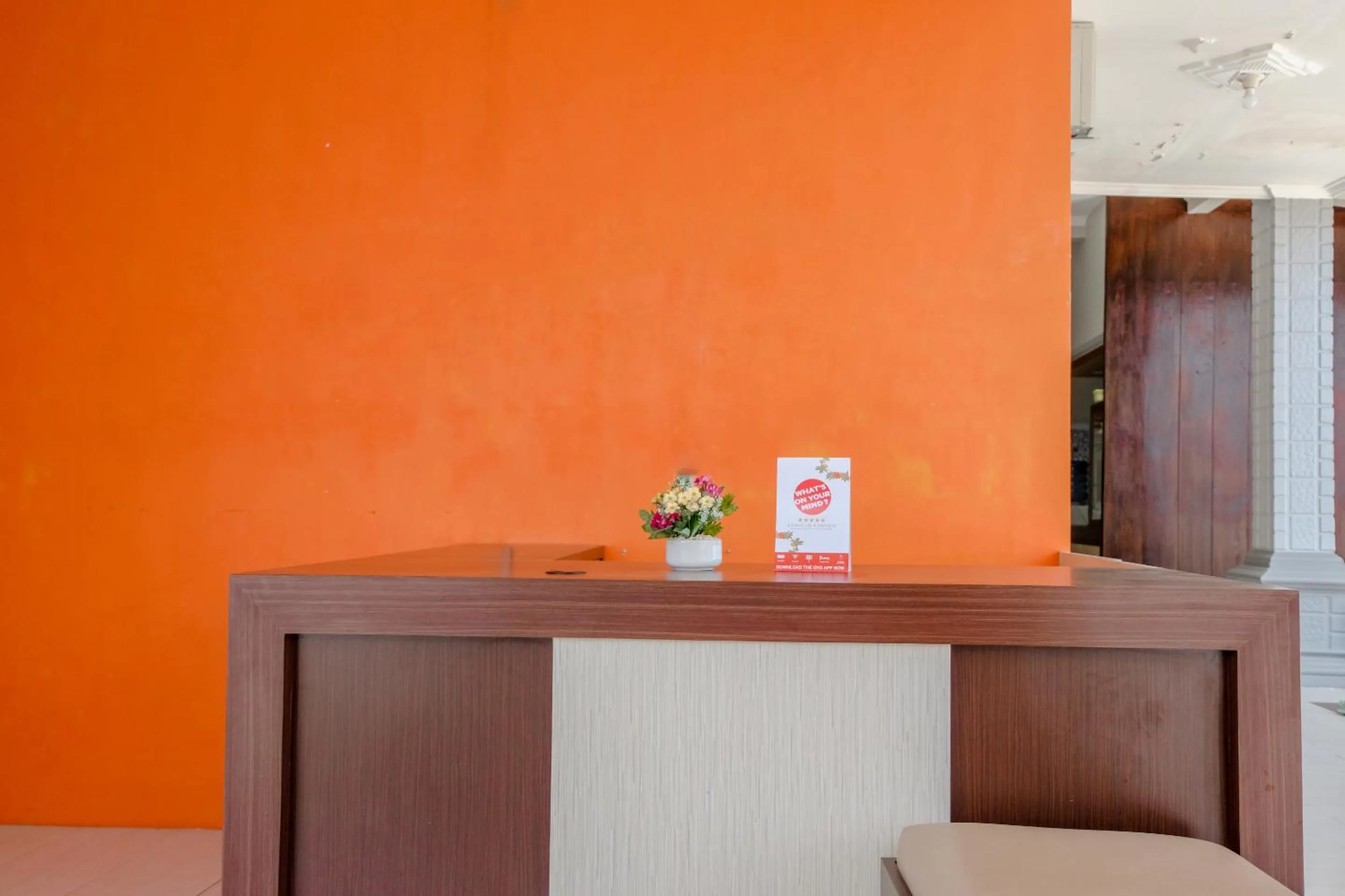 Lobby or reception in OYO 1566 El Reyshi Family Residence Syariah