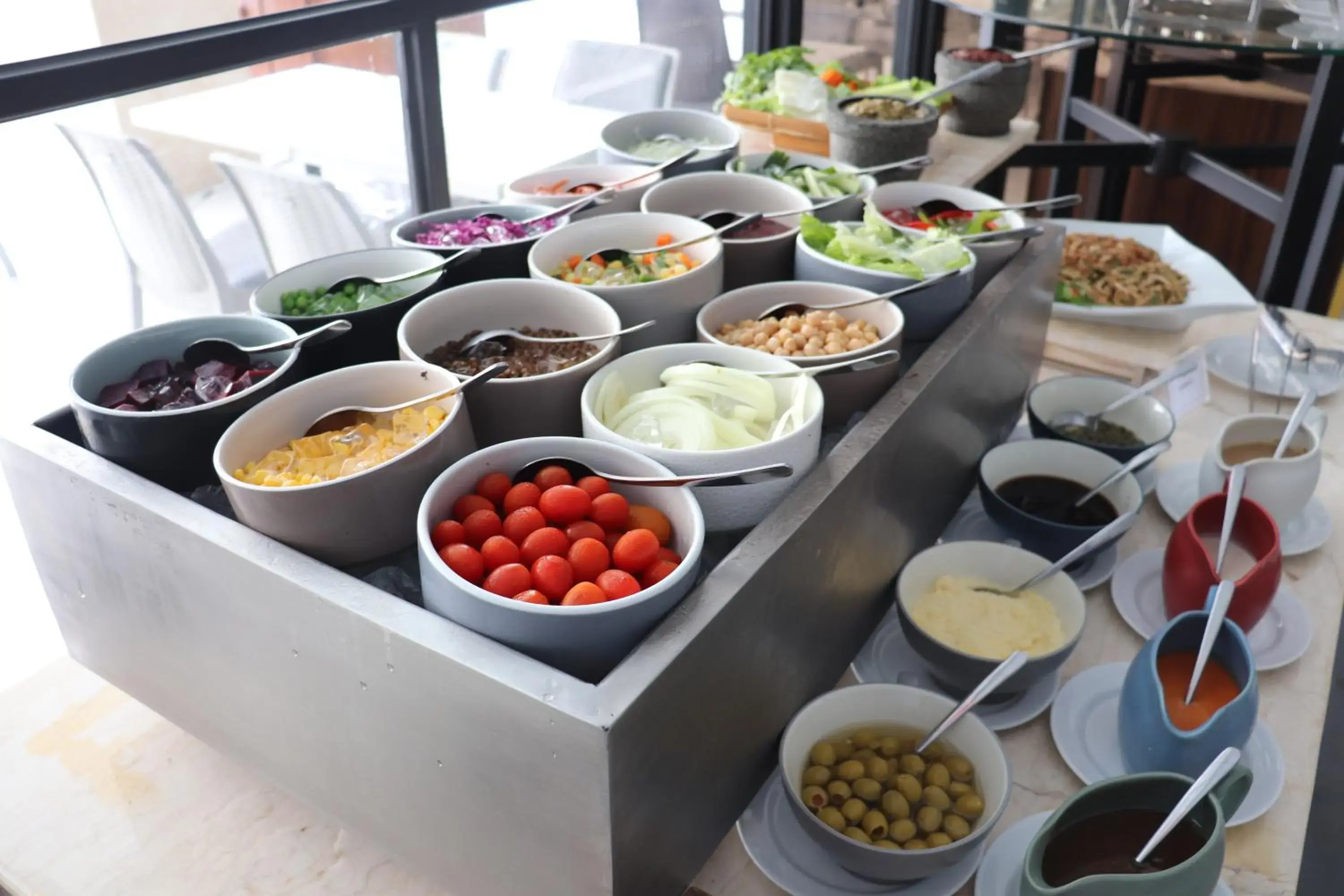 Restaurant/places to eat in Bigland Bogor Hotel Powered by Archipelago Restaurant/places to eat in Bigland Bogor Hotel Powered by Archipelago