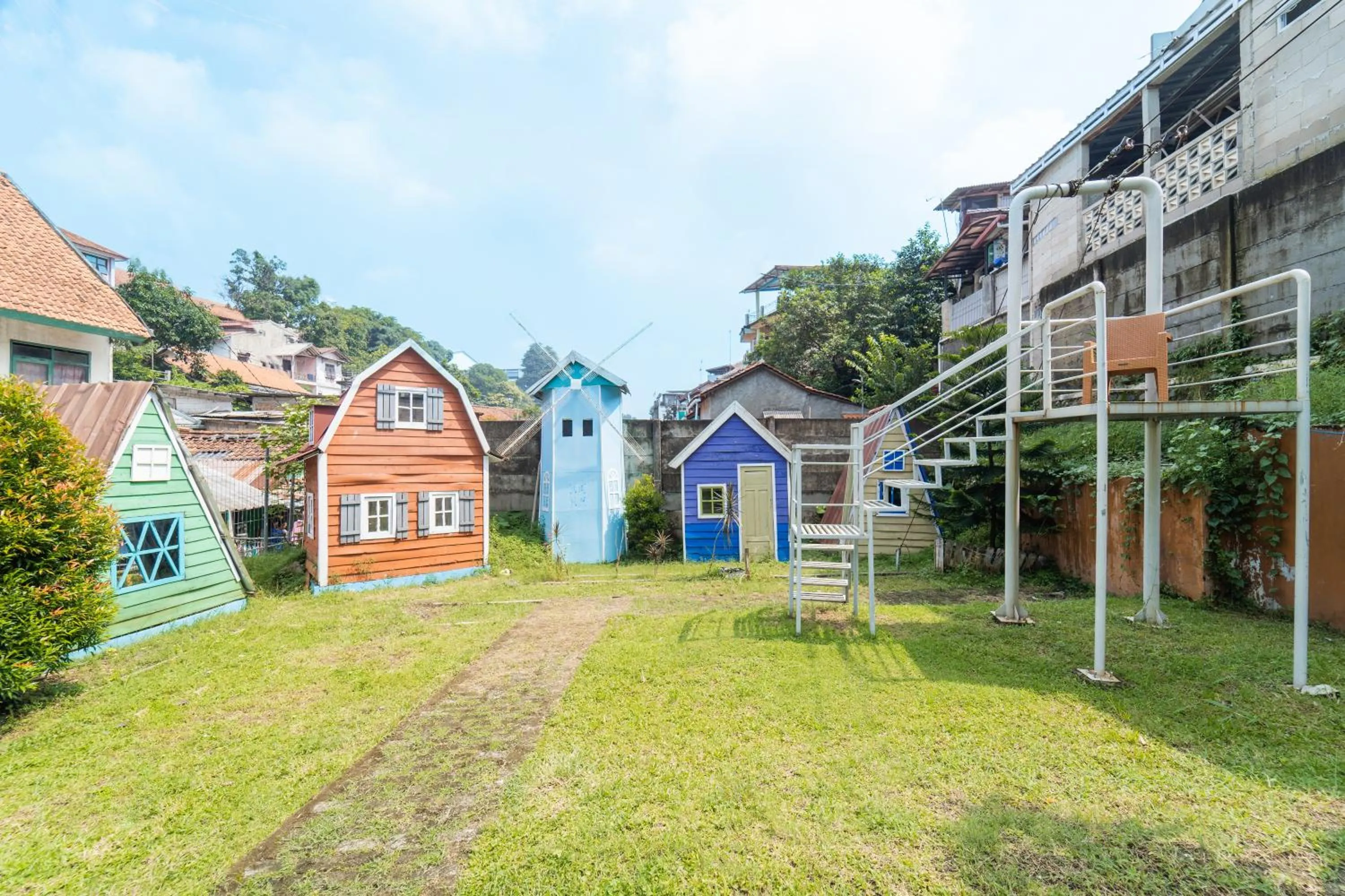 Activities in Bigland Bogor Hotel Powered by Archipelago