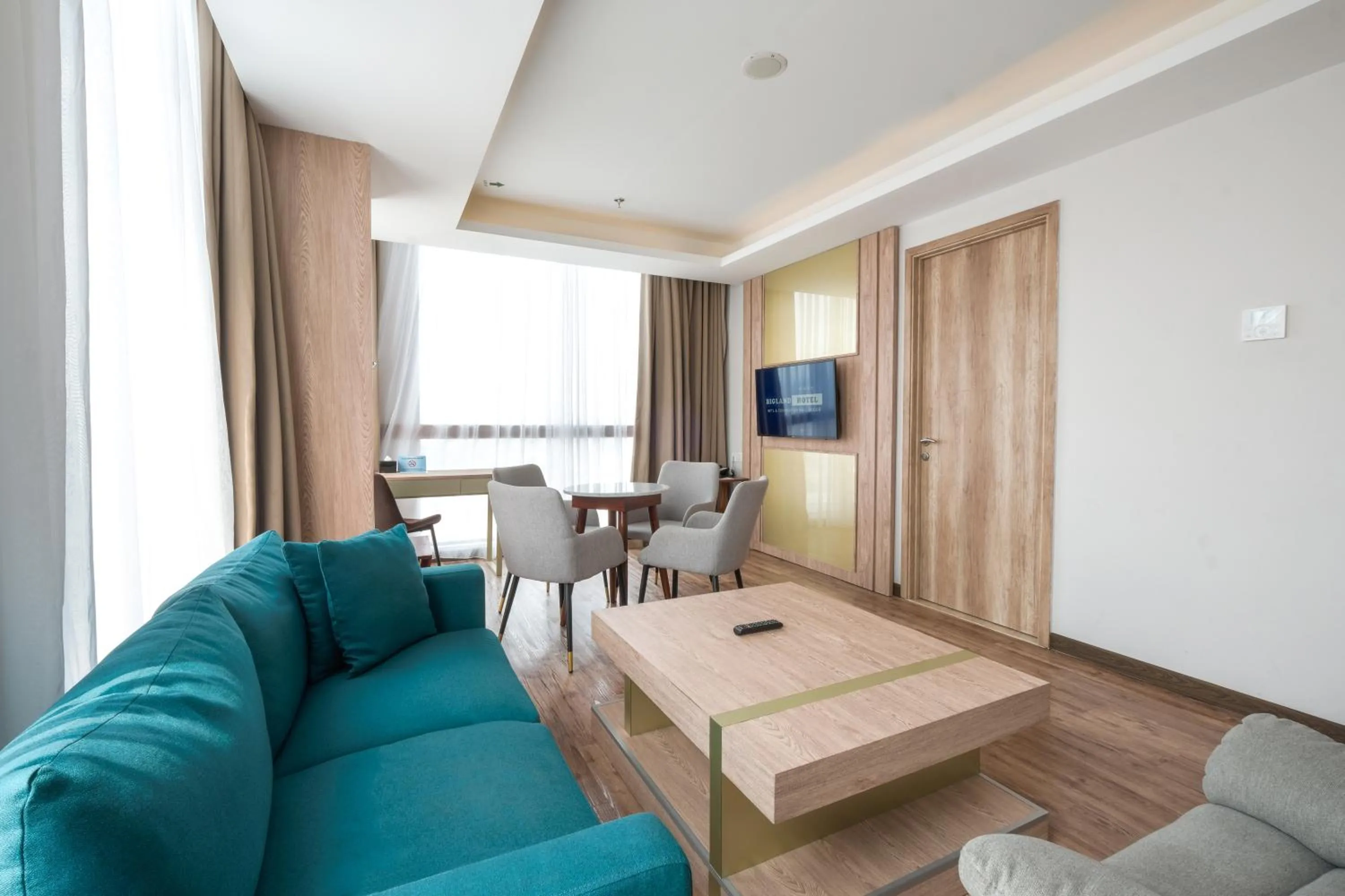 Living room in Bigland Bogor Hotel Powered by Archipelago