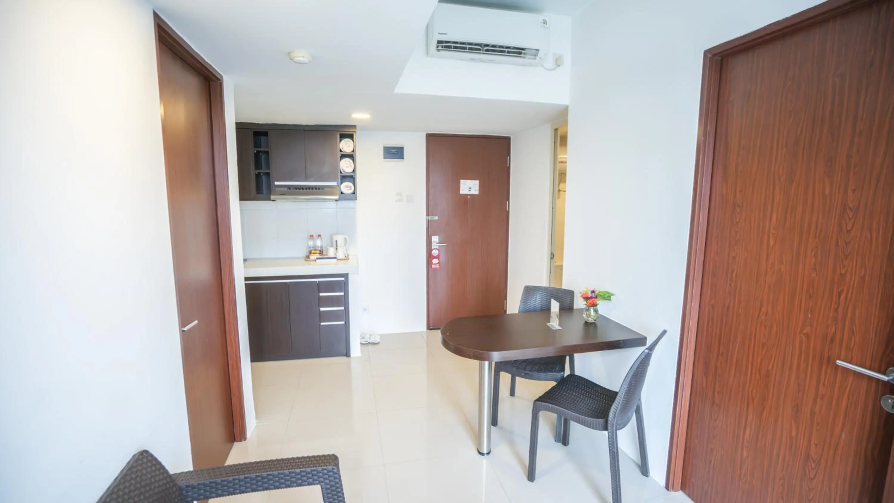 Living room in Bigland Bogor Hotel Powered by Archipelago