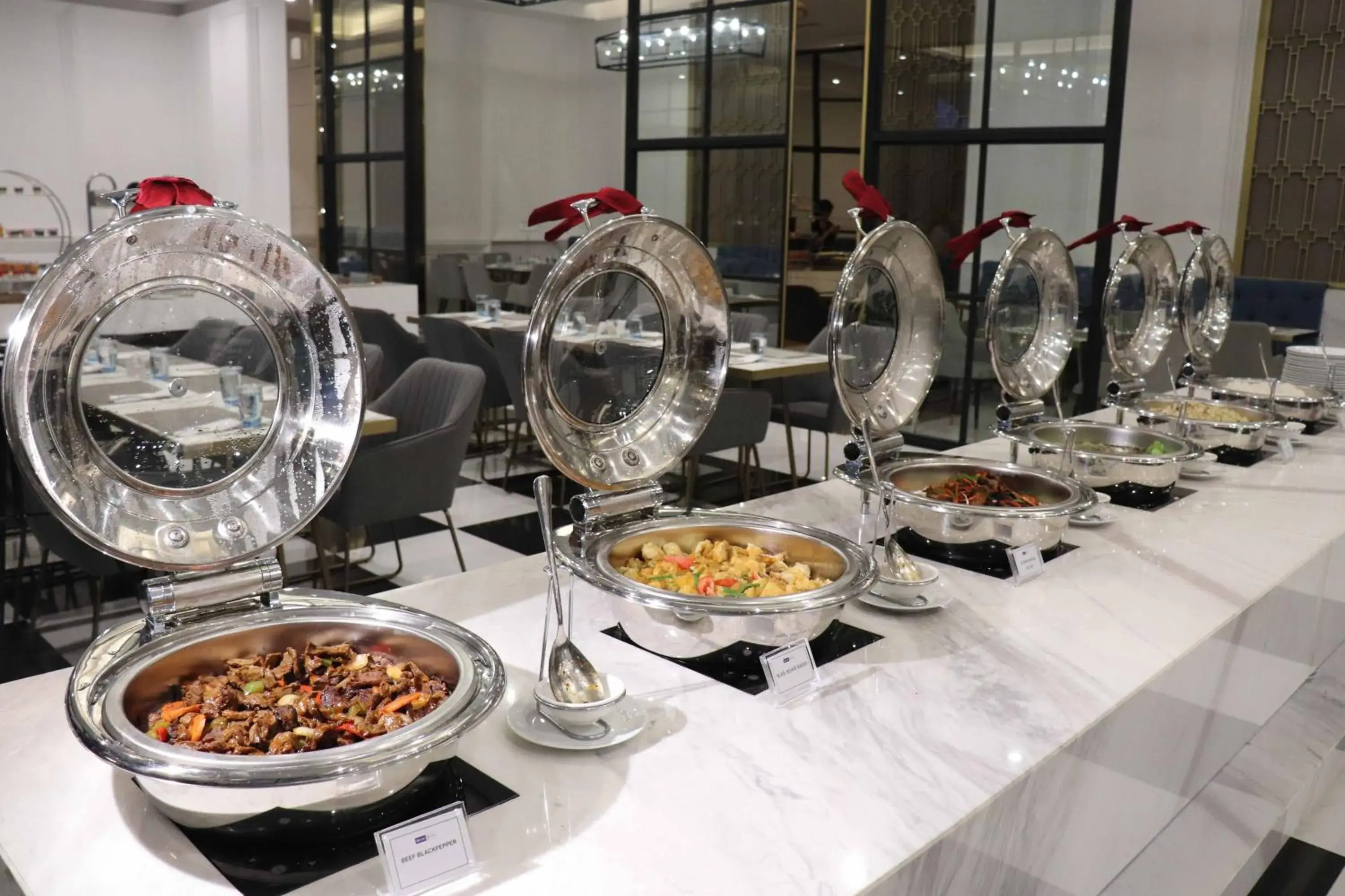 Restaurant/places to eat in Bigland Bogor Hotel Powered by Archipelago Restaurant/places to eat in Bigland Bogor Hotel Powered by Archipelago