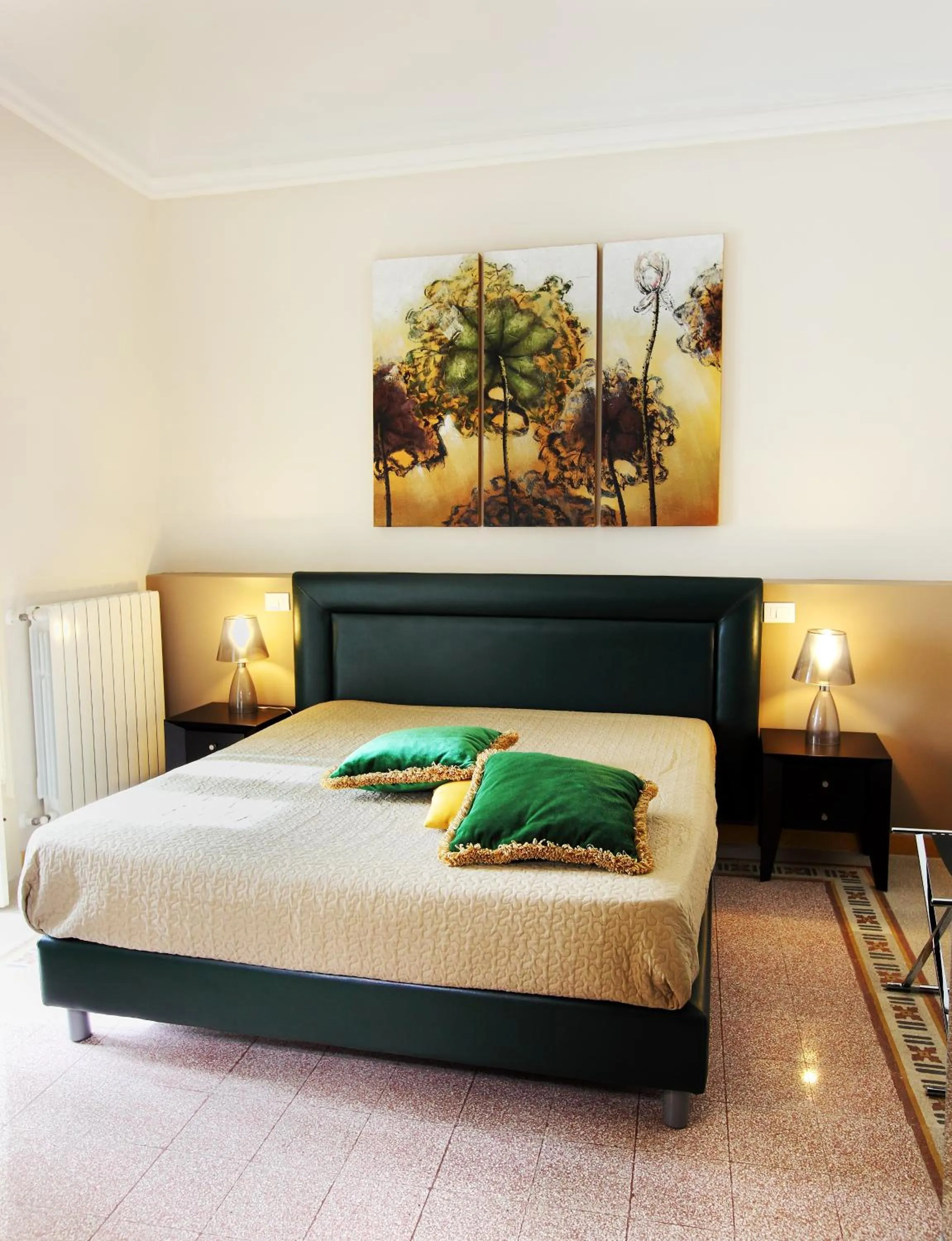 Spring, Bed in Abatellis Luxury