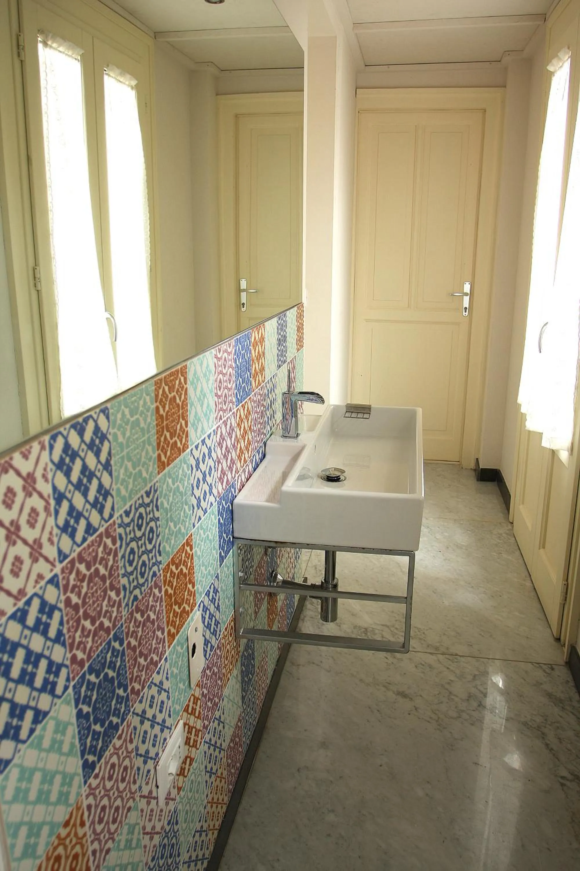 Toilet in Abatellis Luxury