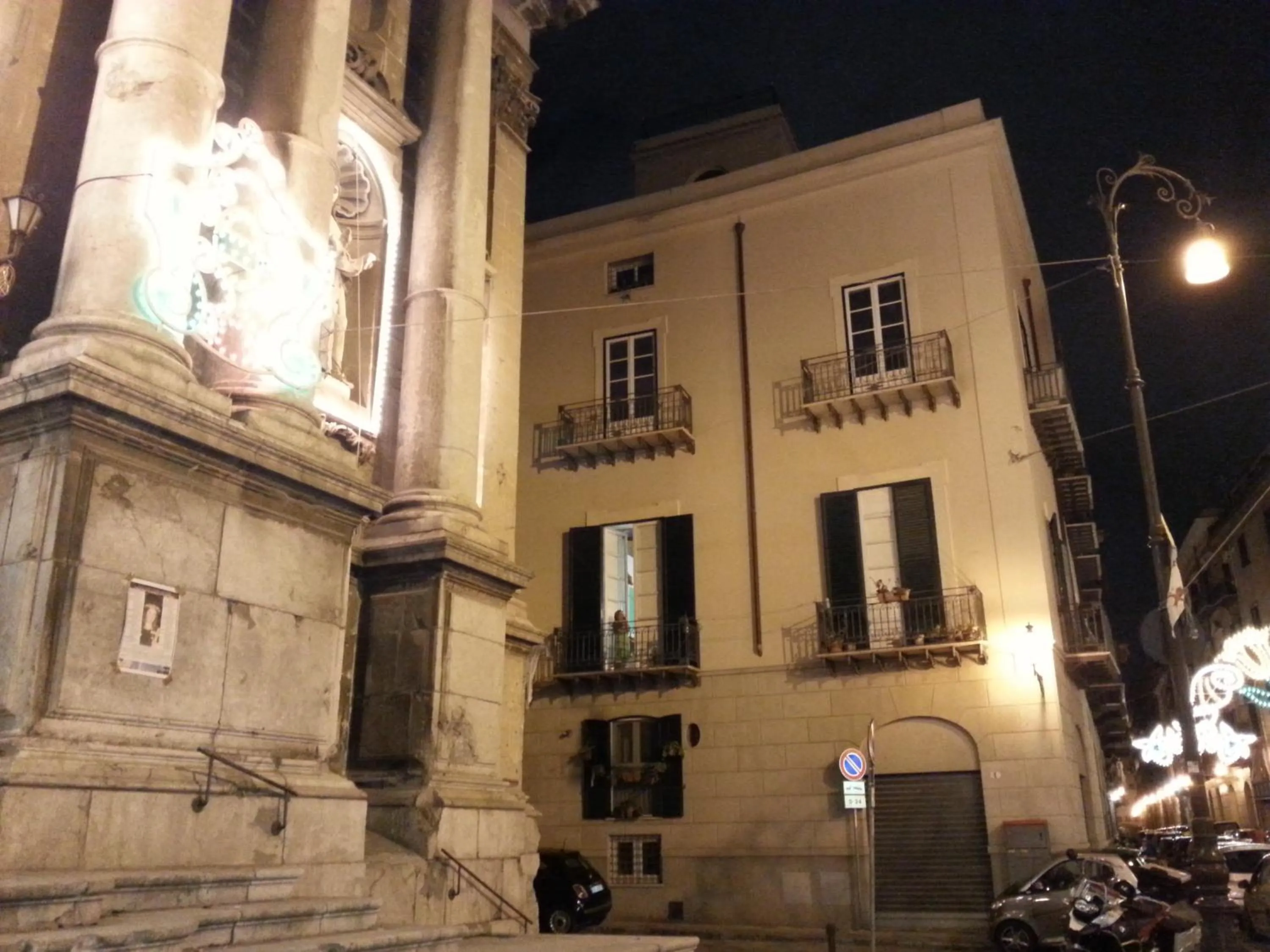 Facade/entrance in Abatellis Luxury