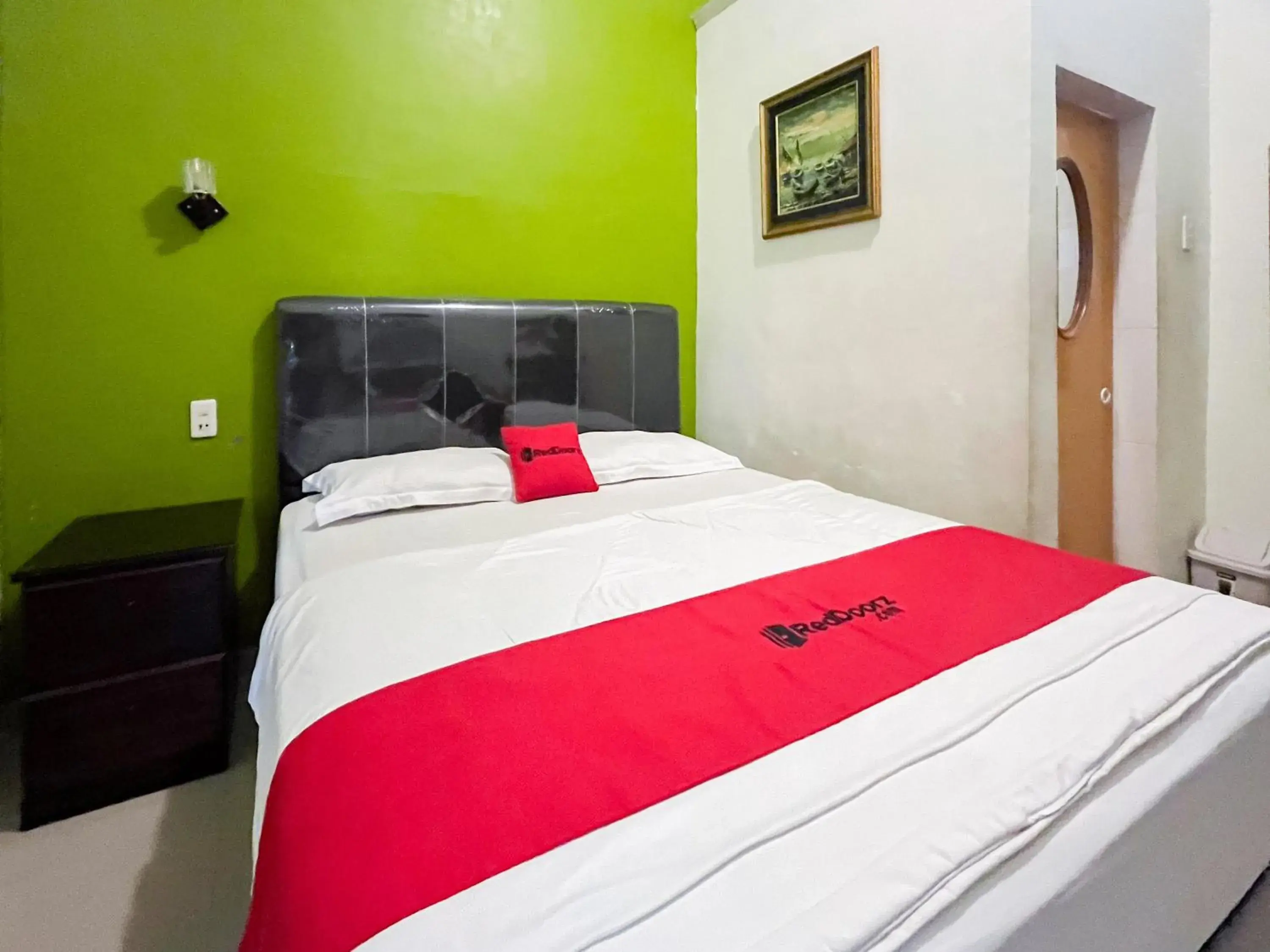 RedDoorz near Pantai Pandan Sibolga 2 RedDoorz near Pantai Pandan Sibolga 2
