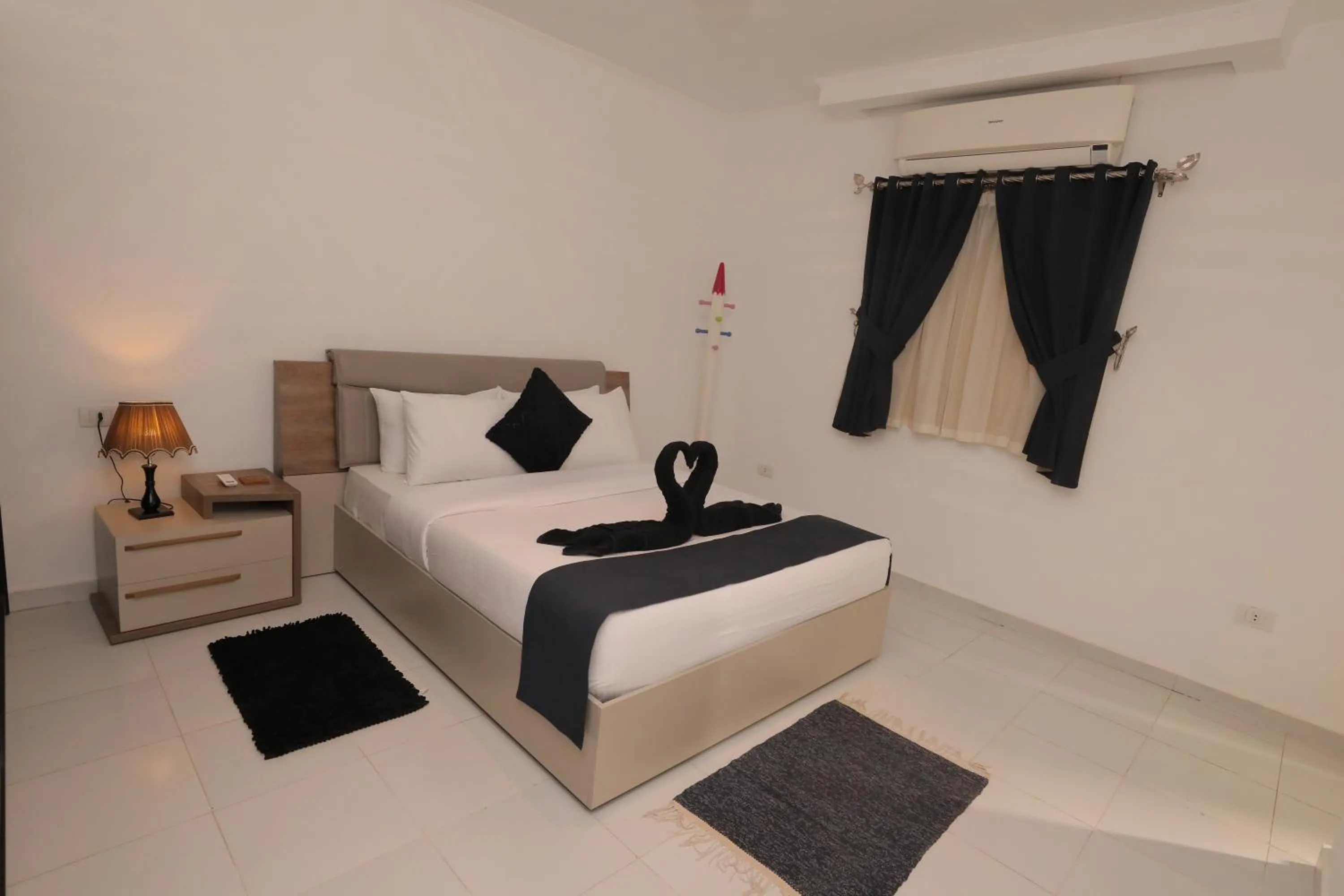 Bedroom in Pyramids Gem Plaza Powered By Look