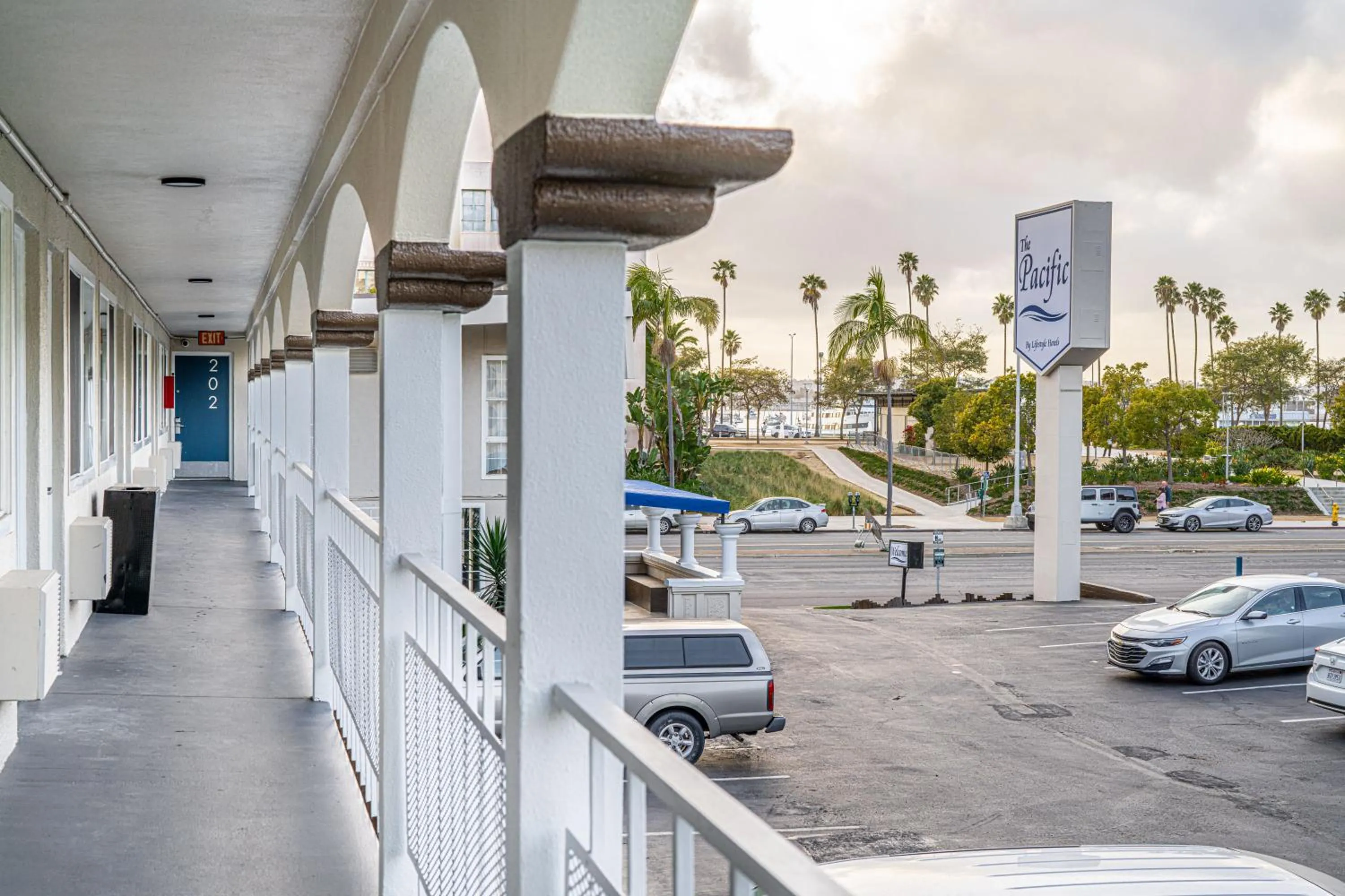 Balcony/Terrace in Pacific Inn and Suites