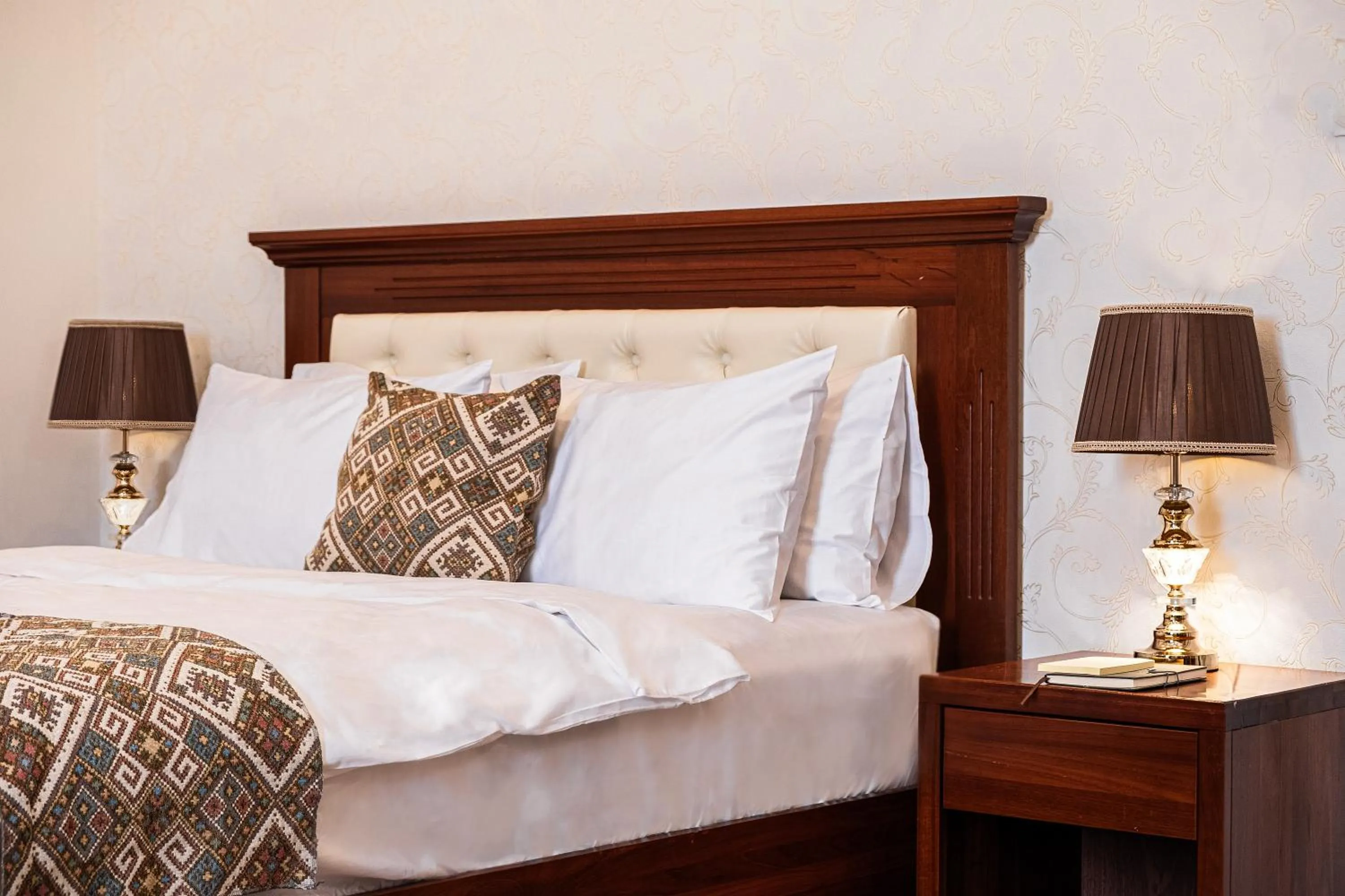 Bed in Mekong Gia Lai Hotel - Me Kong Pleiku