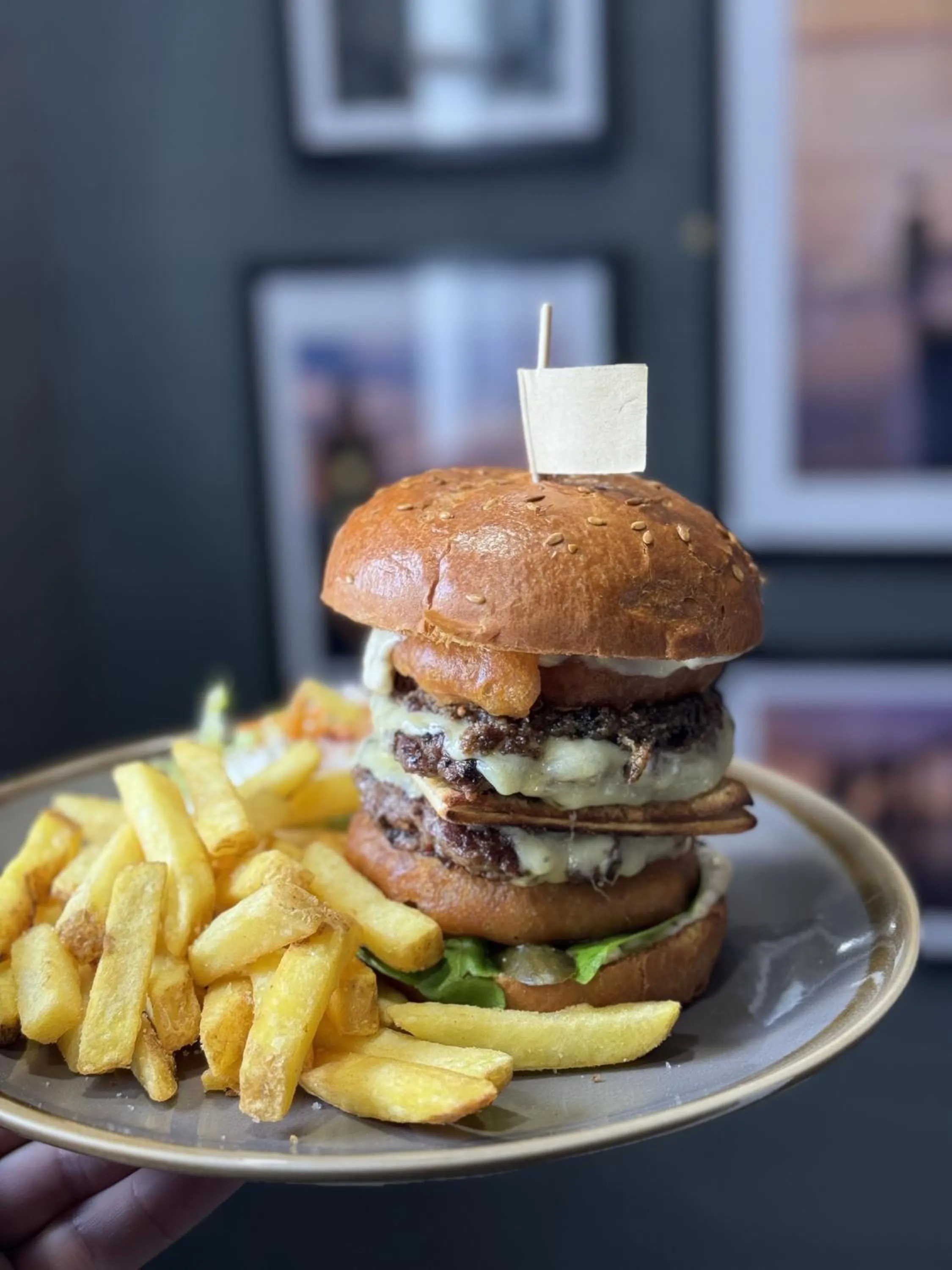 Restaurant/places to eat in The Balerno Inn