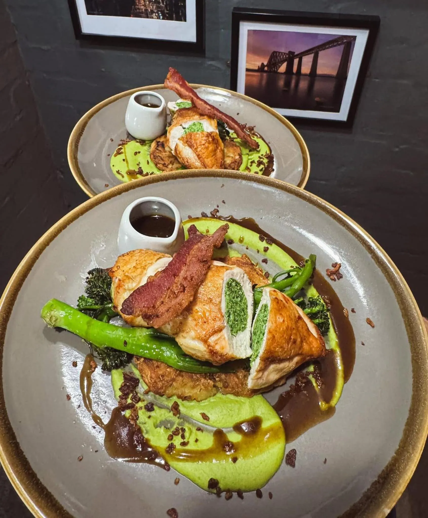 Restaurant/places to eat in The Balerno Inn